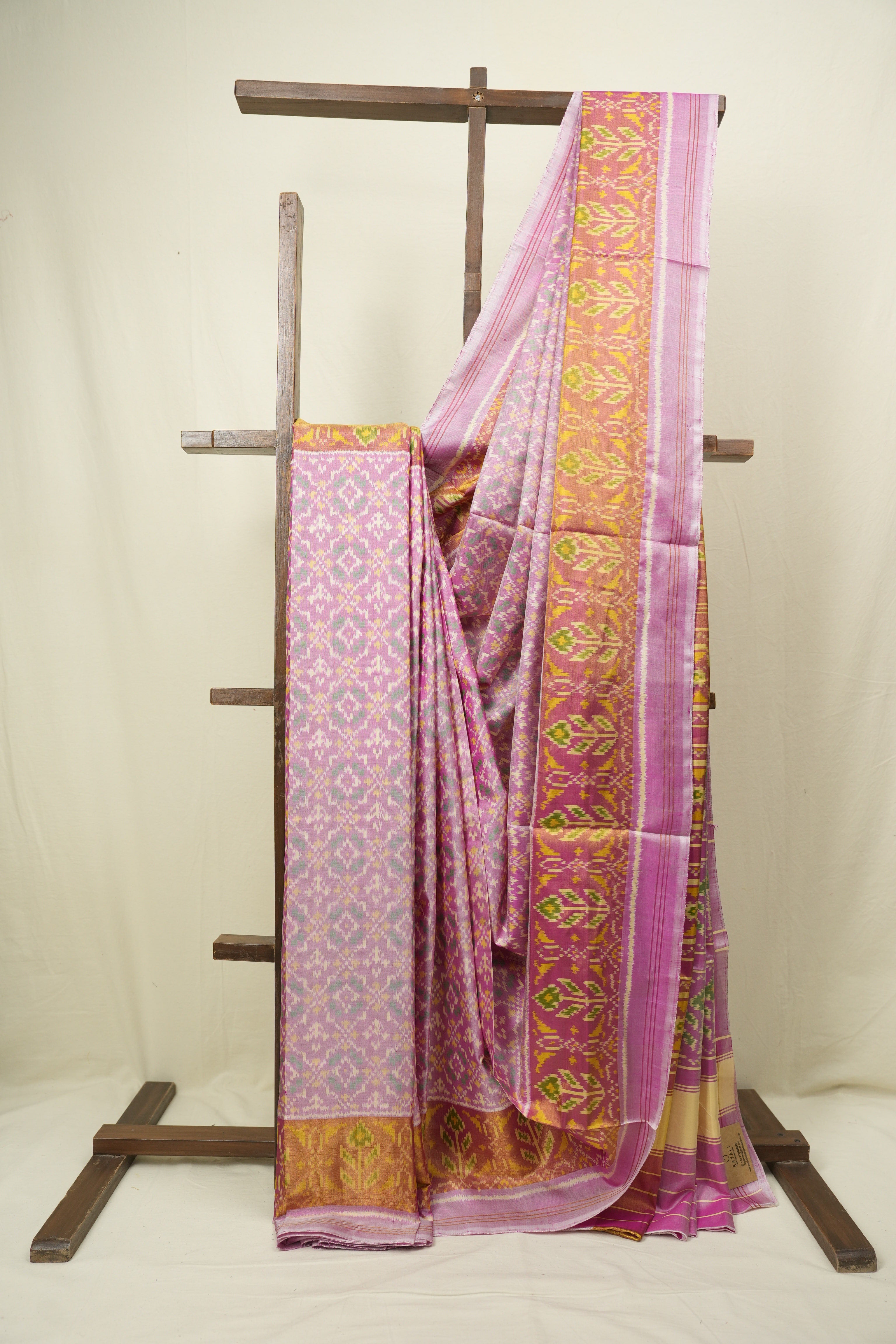 Light Pink Rajkot Patola Silk Saree - SRLPRPSS638
