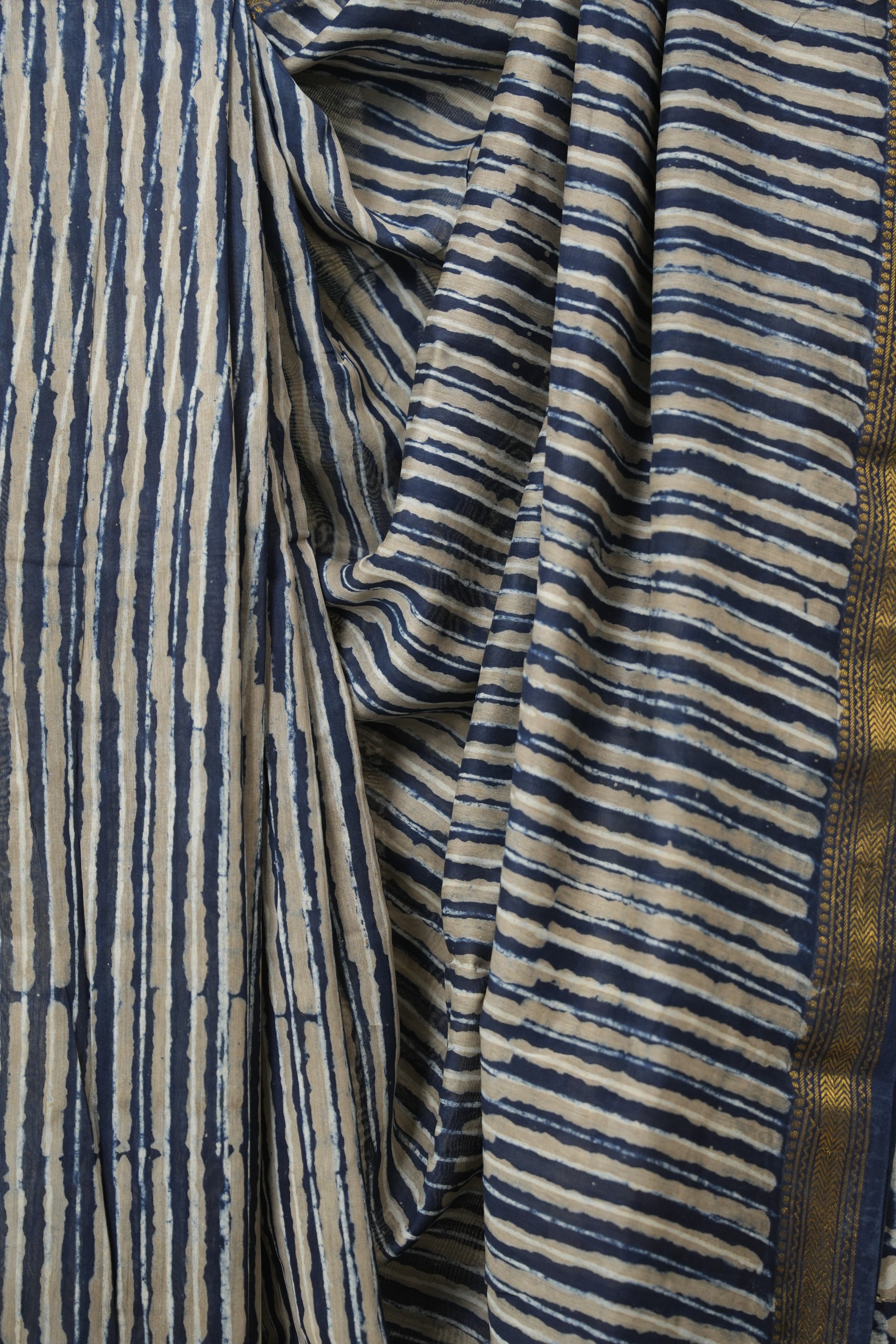 Indigo Beige HBP Cotton Silk Saree With Maheshwari Border - SRIBCSS1572