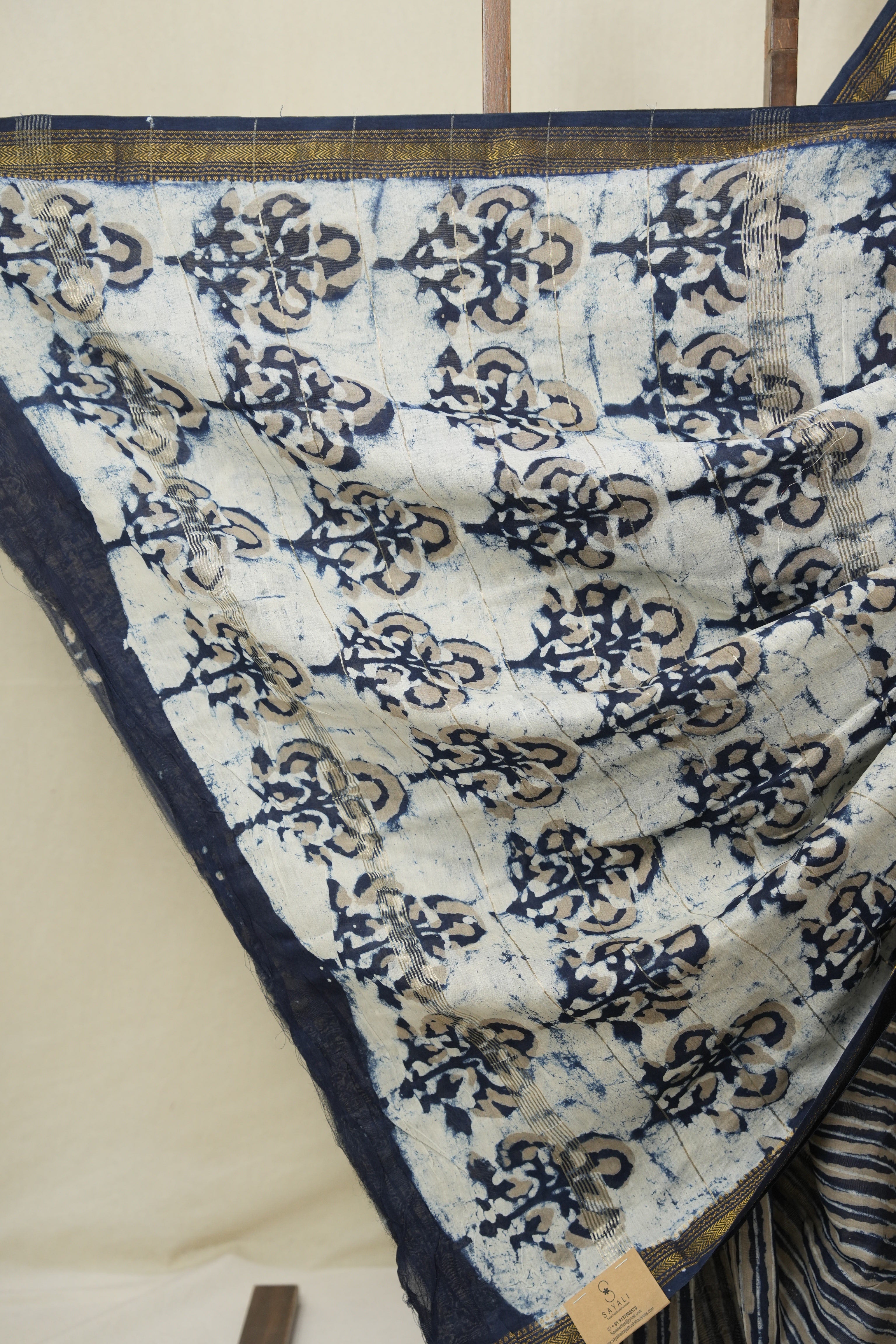 Indigo Beige HBP Cotton Silk Saree With Maheshwari Border - SRIBCSS1572