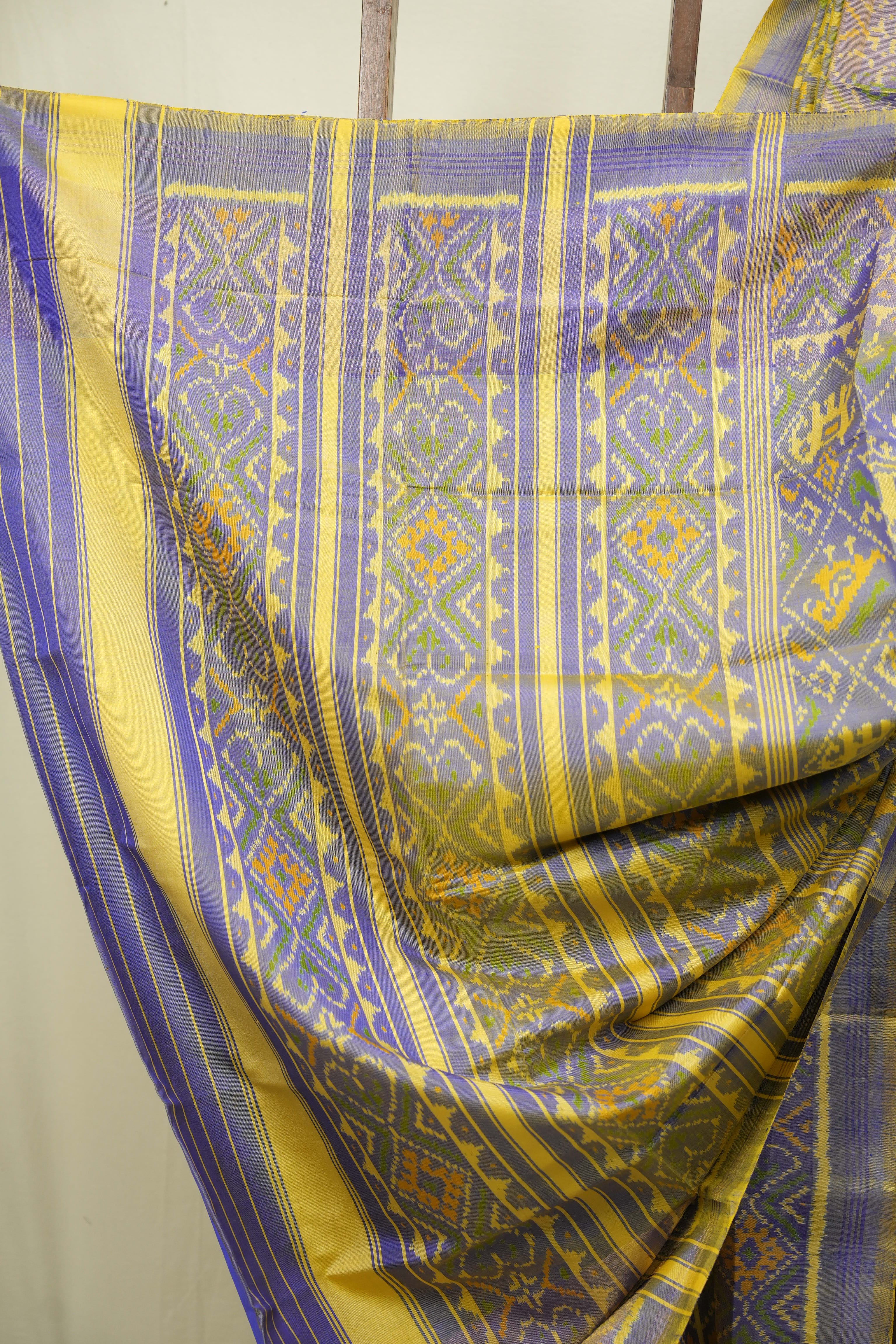 Dual Tone Blue Rajkot Patola Silk Saree - SRDTBRPSS641