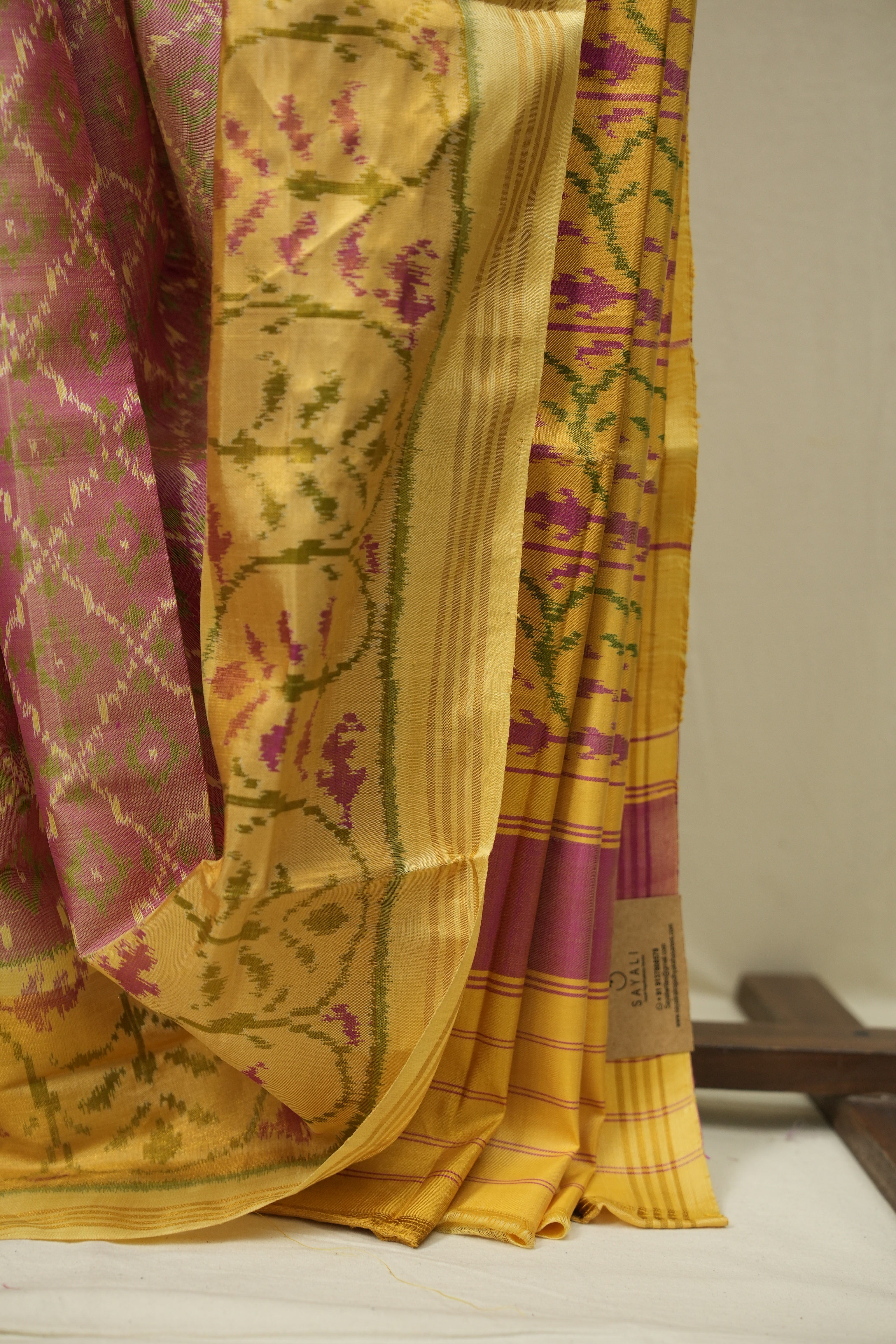 Pink Rajkot Patola Silk Saree - SRPRPSS642