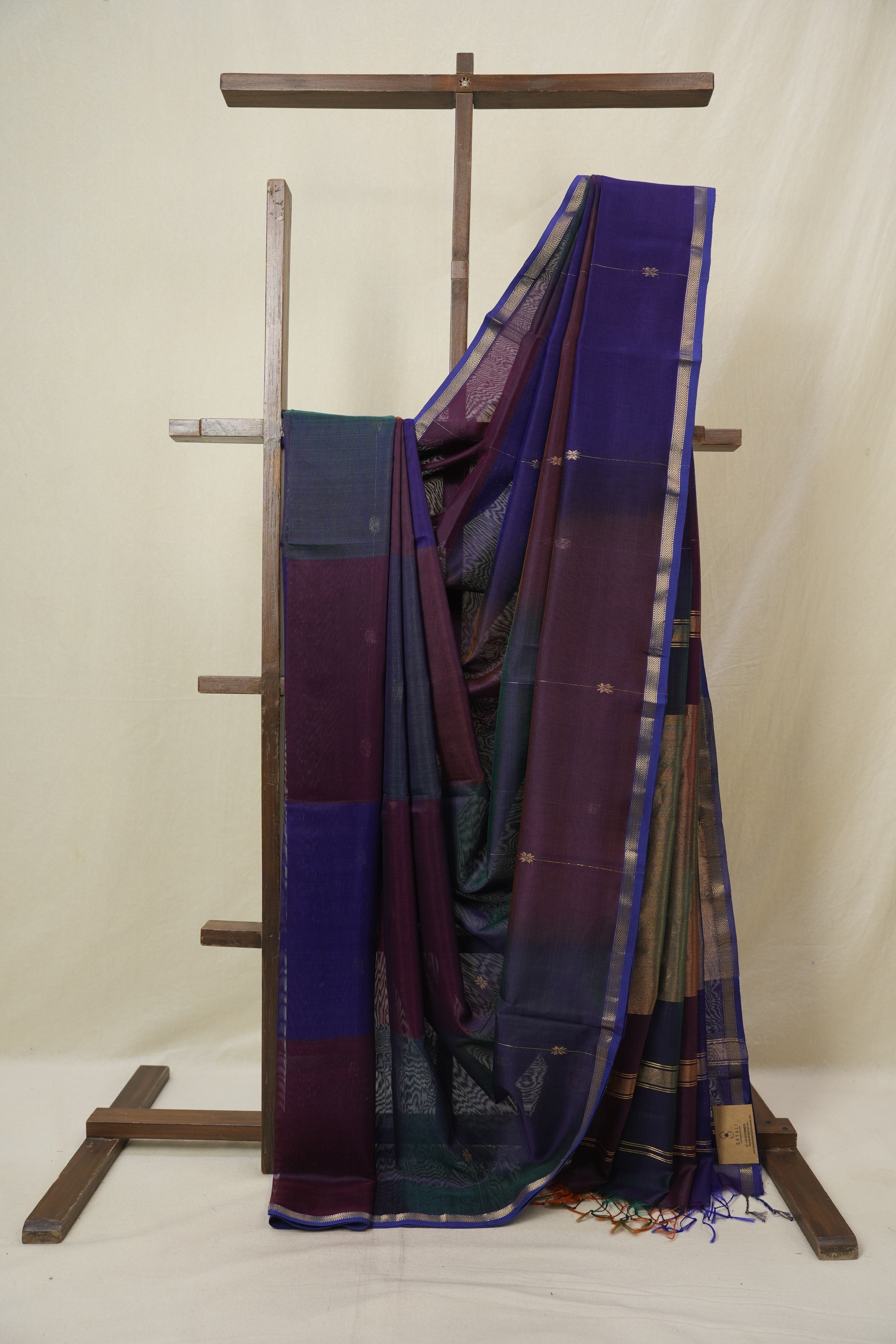 Multicolor Maheshwari Saree - SRMMS1151
