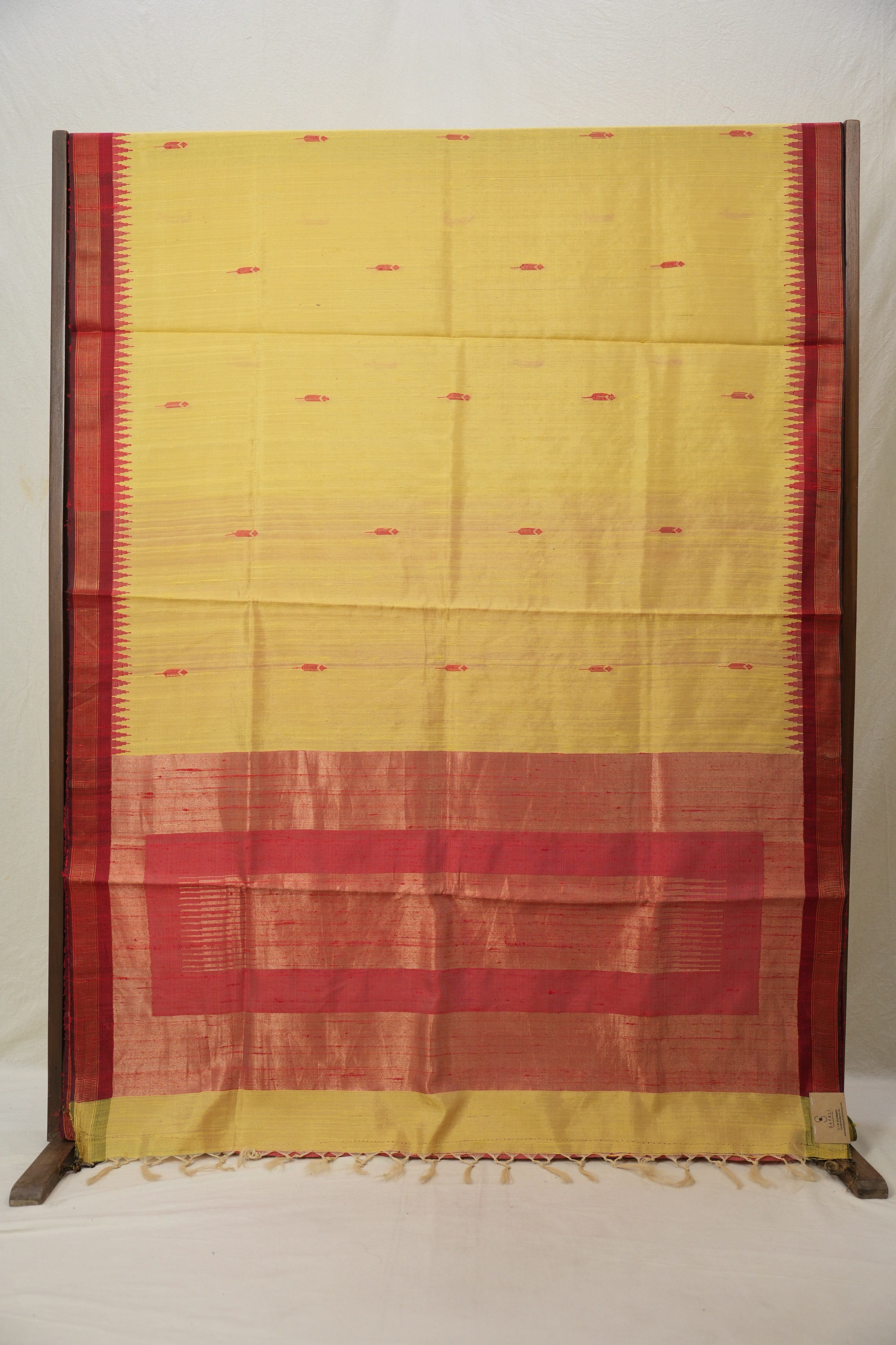 Gold Yellow Raw Silk Saree - SRGYRSS934