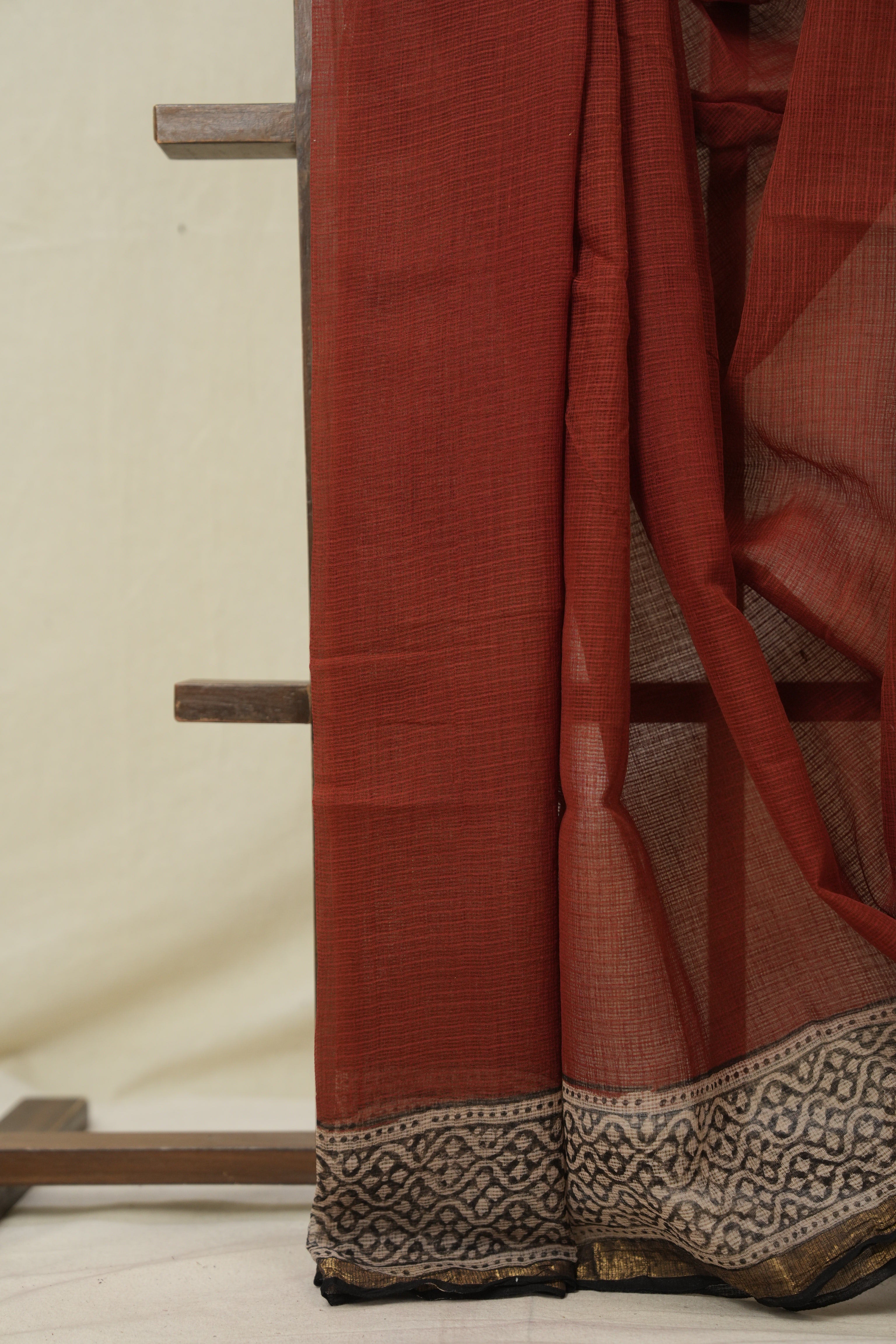 Maroon HBP Kota Doria Saree - SRMKDS255