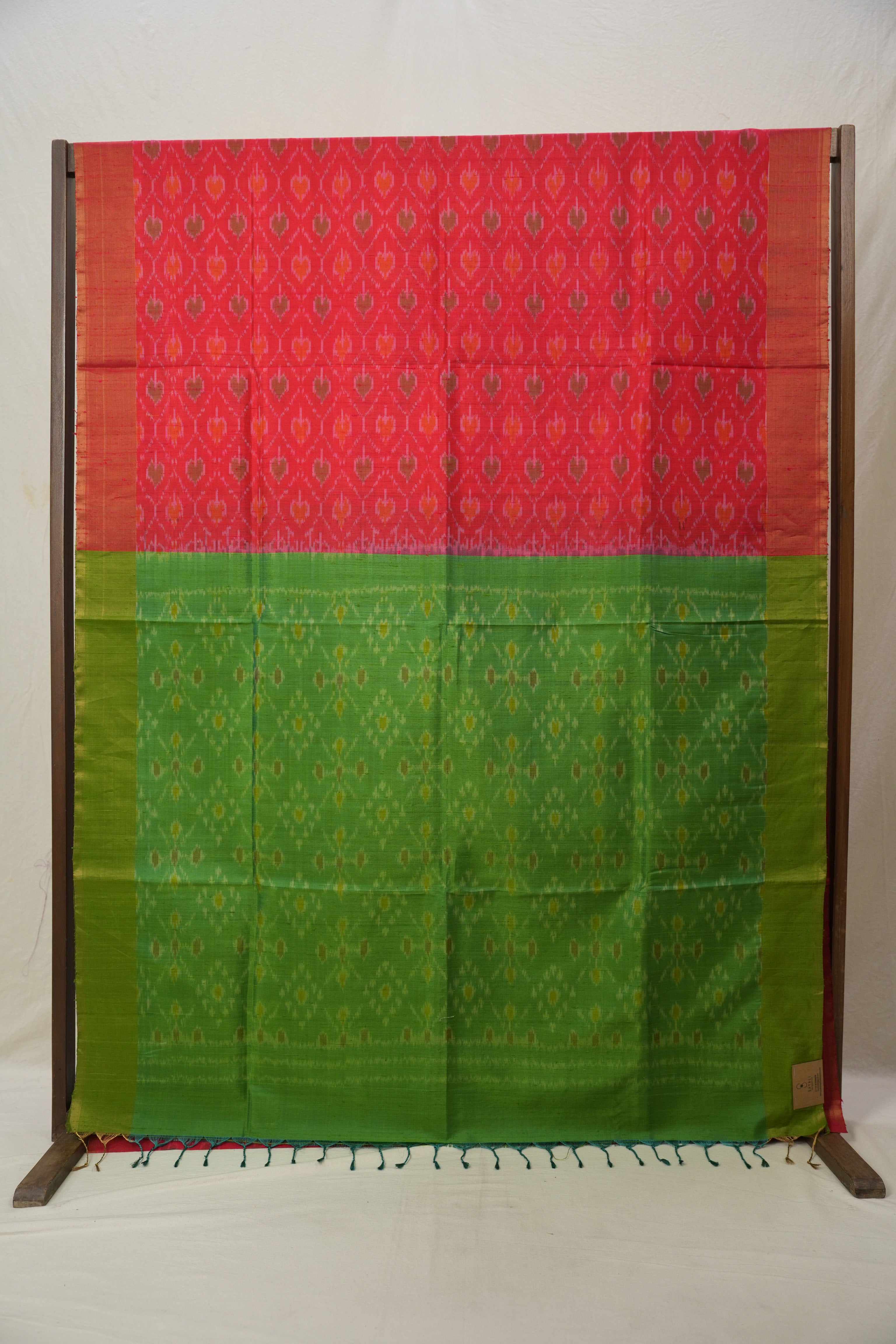 Red Green Raw Silk Ikat Saree - SRRGRSIS867