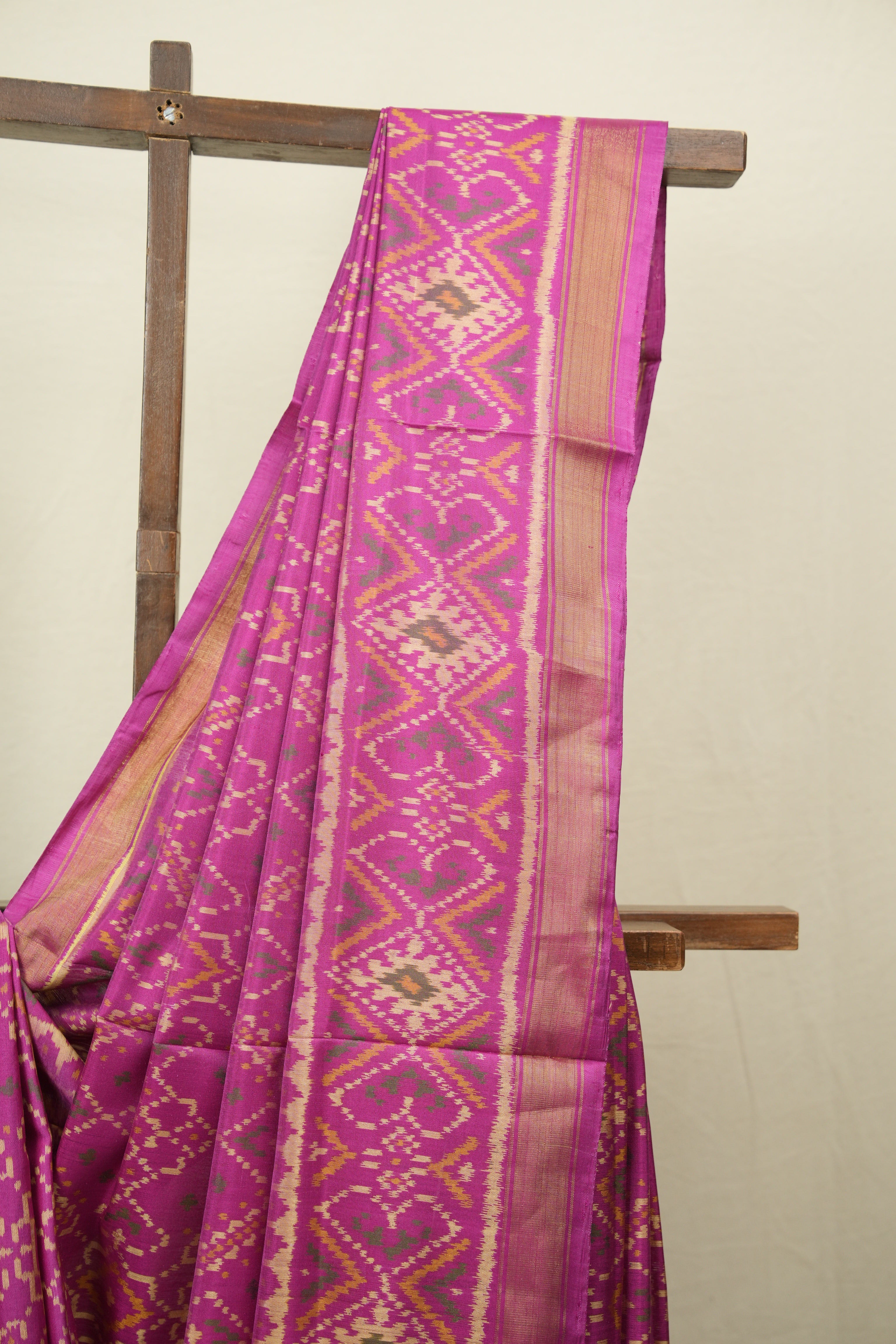 Pink Rajkot Patola Silk Saree - SRPRPSS653
