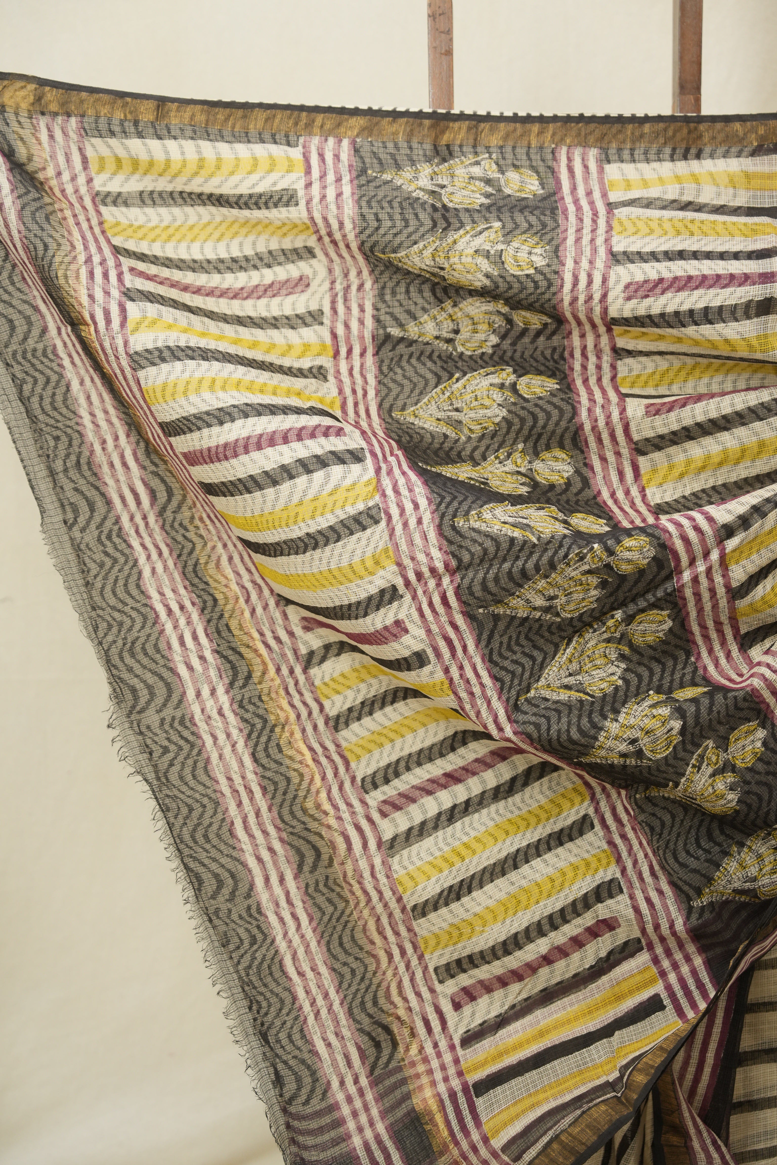 Beige HBP Kota Doria Saree - SRMKDS258