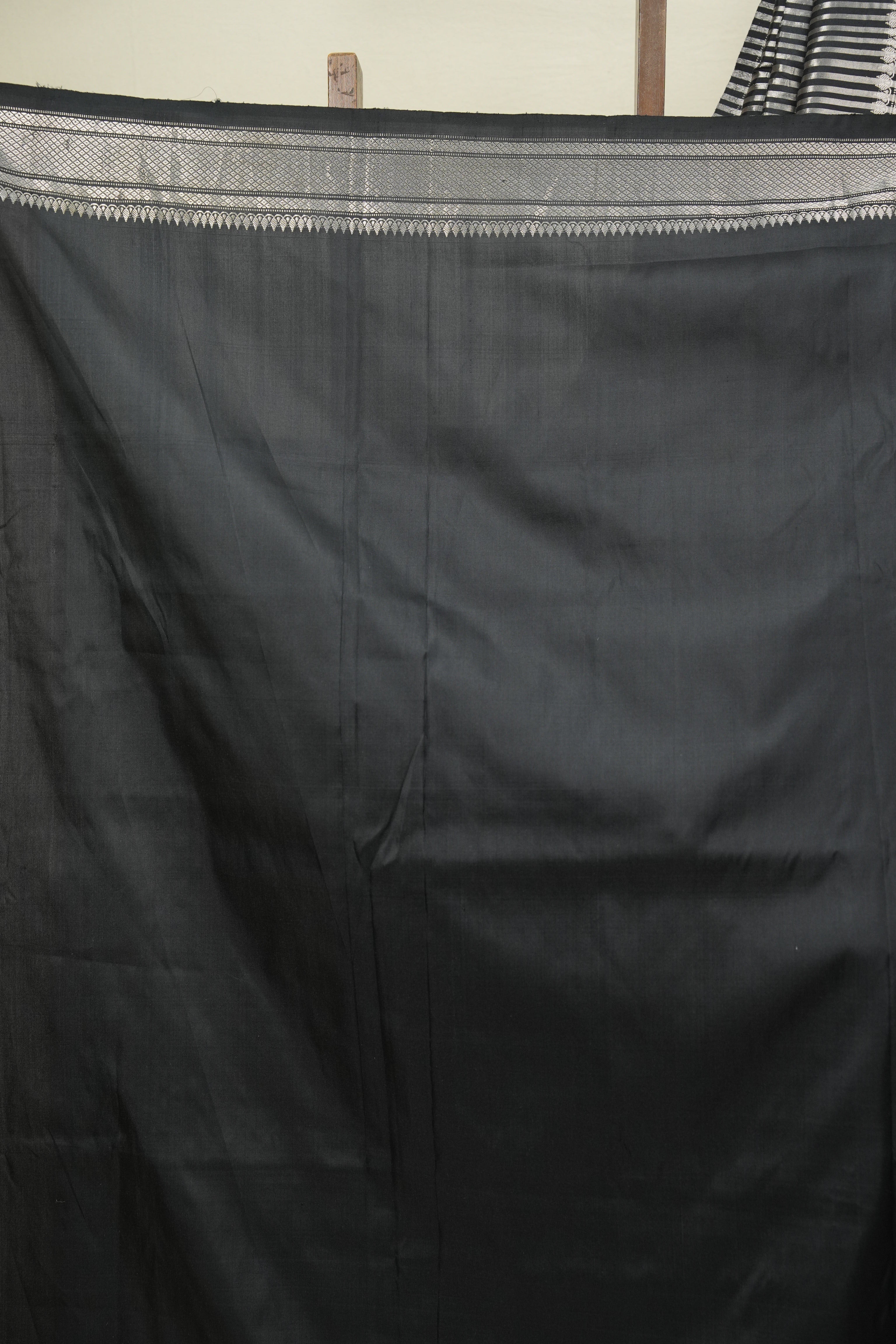 Black Cotton Silk Paithani Saree - SRBCSPS05