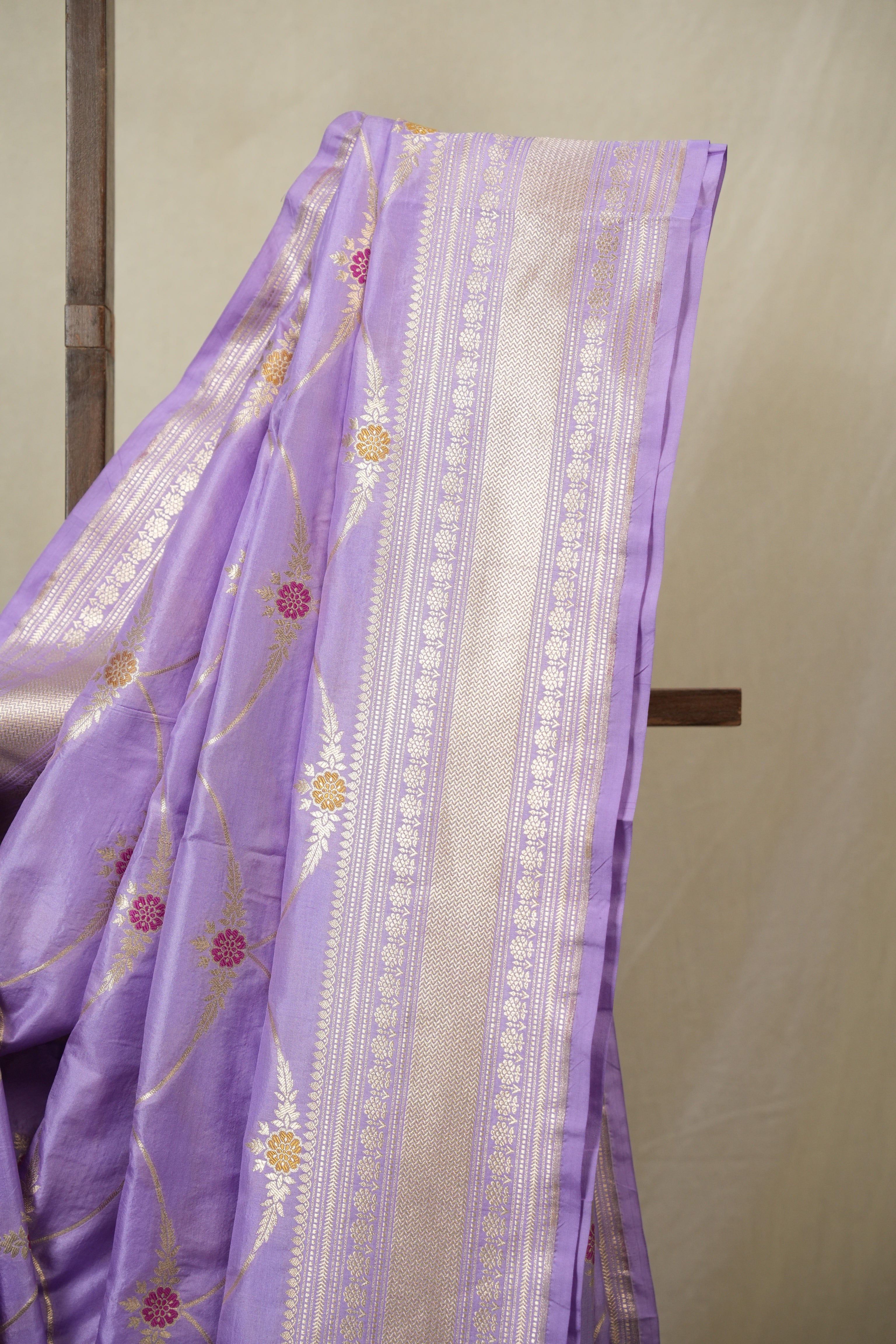 Lavender Banarasi Silk Saree - SRLBSS917