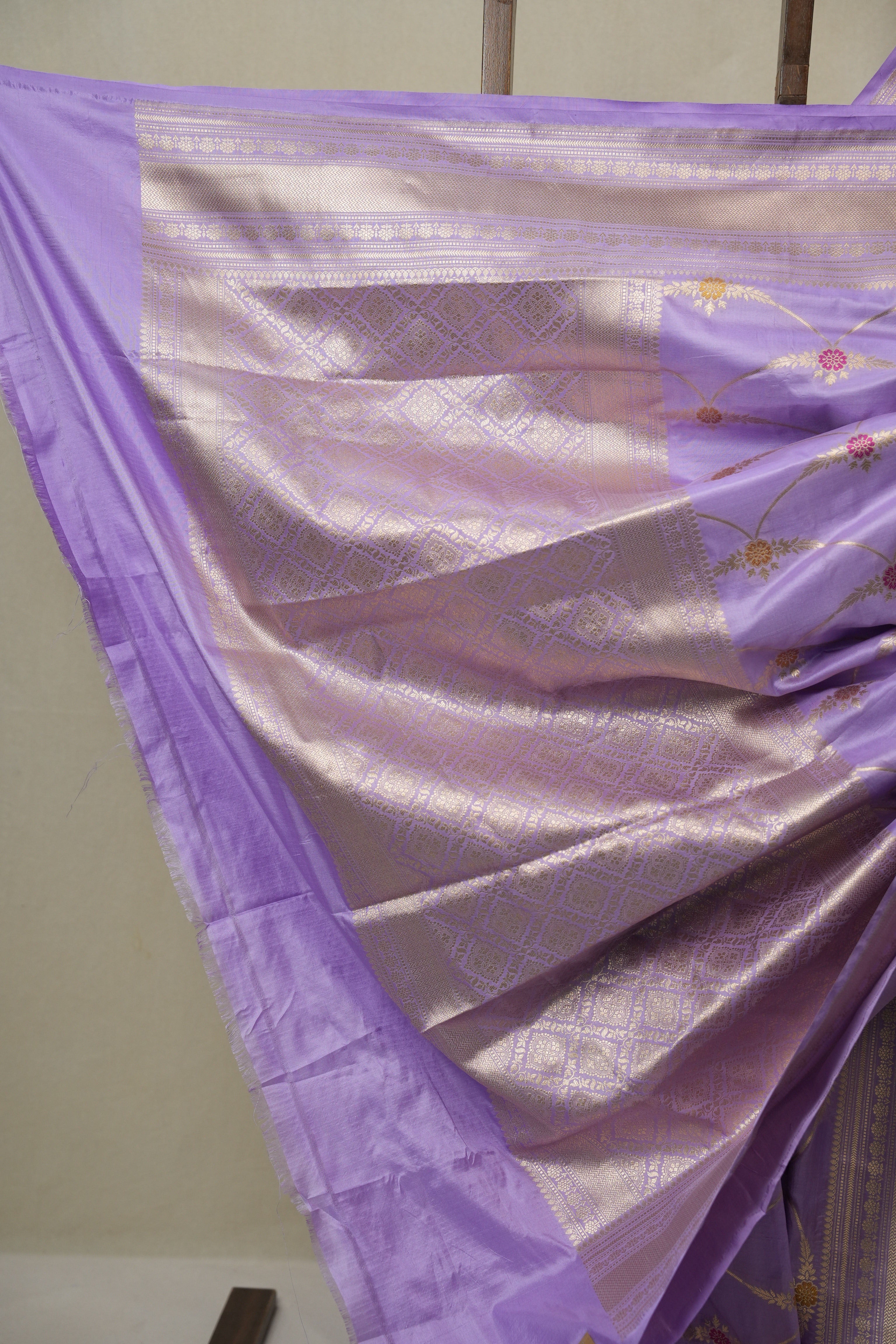 Lavender Banarasi Silk Saree - SRLBSS917