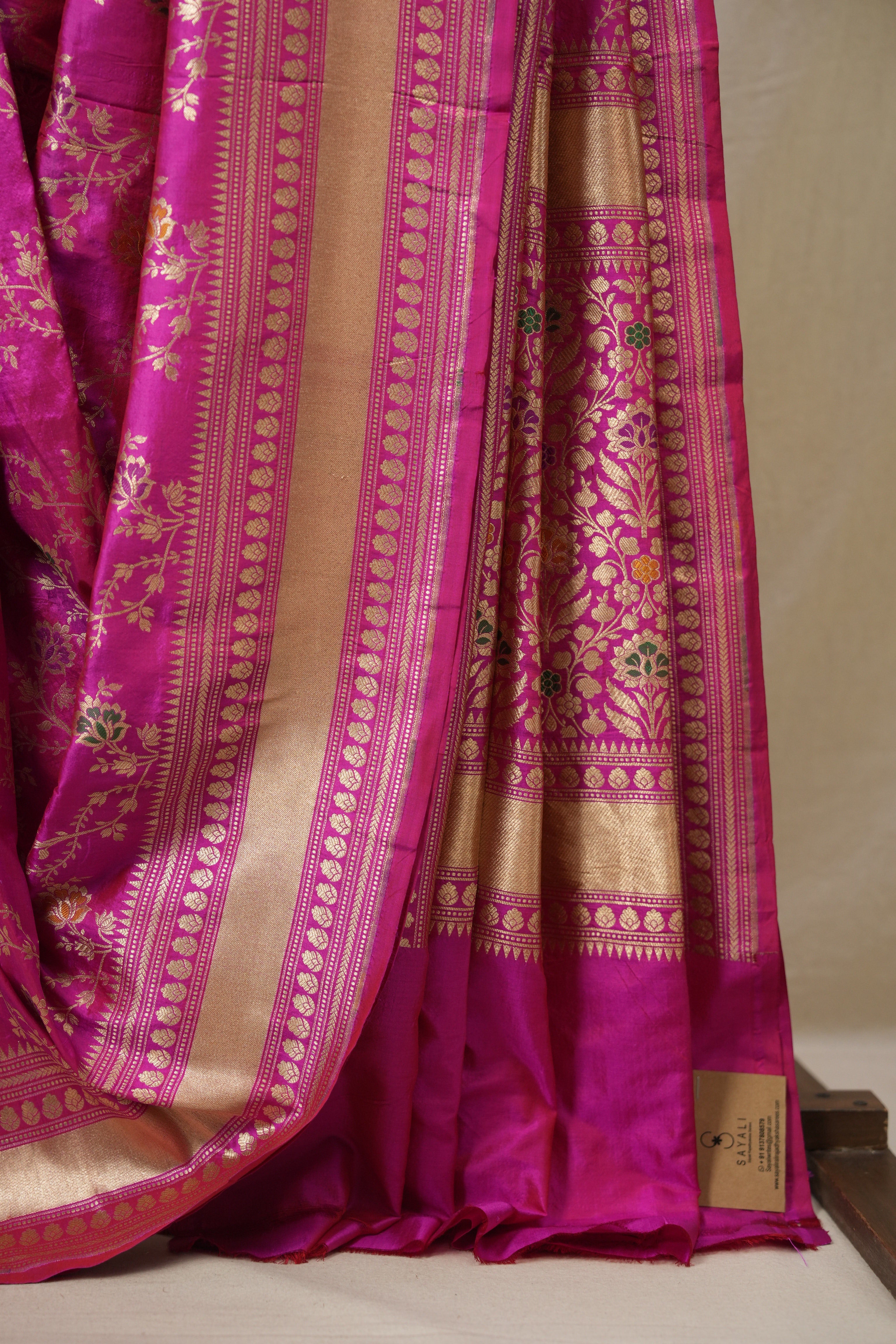 Pink Banarasi Silk Saree - SRPBSS918
