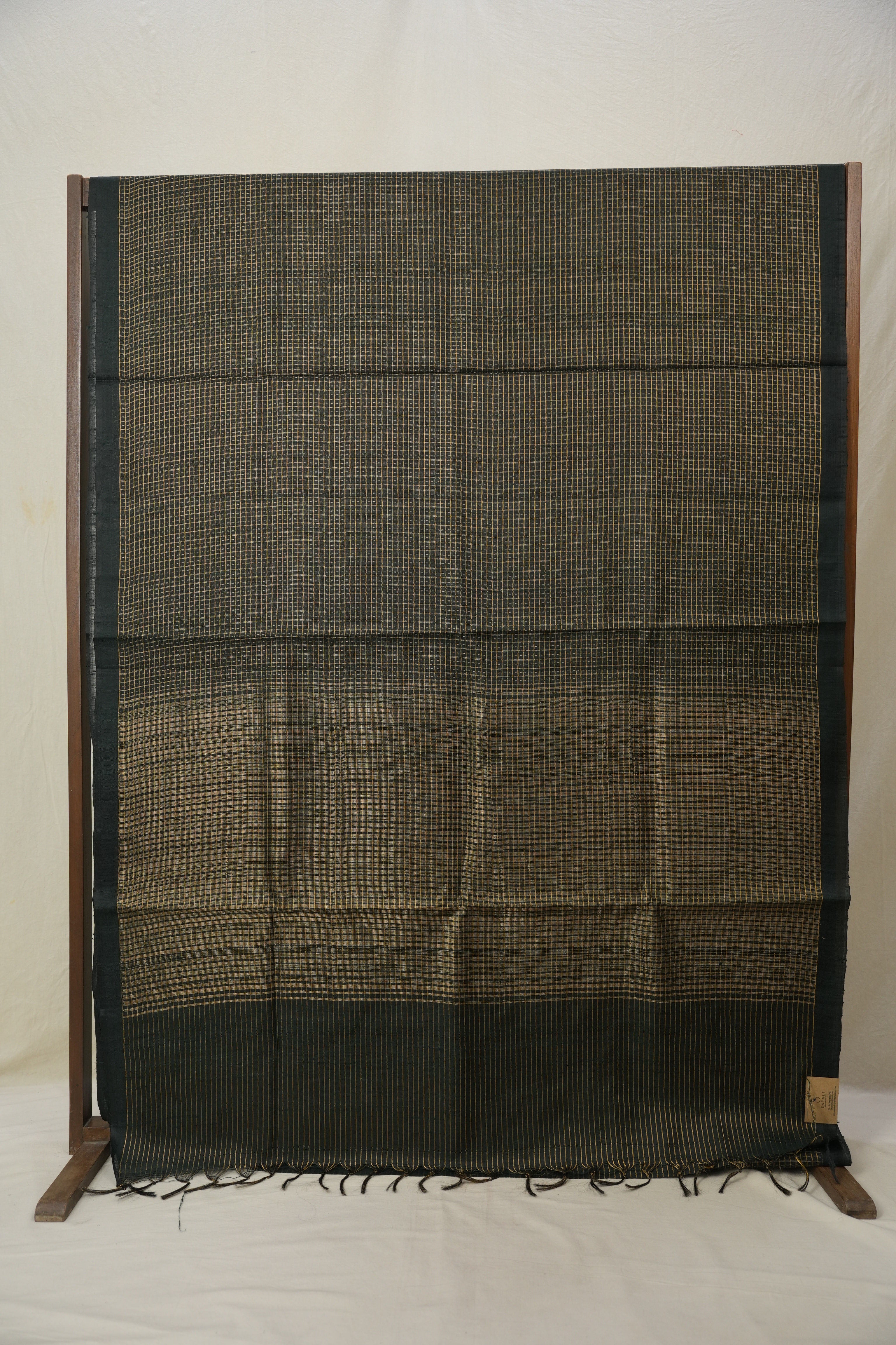 Dark Green Raw Silk Saree - SRDGRSS885