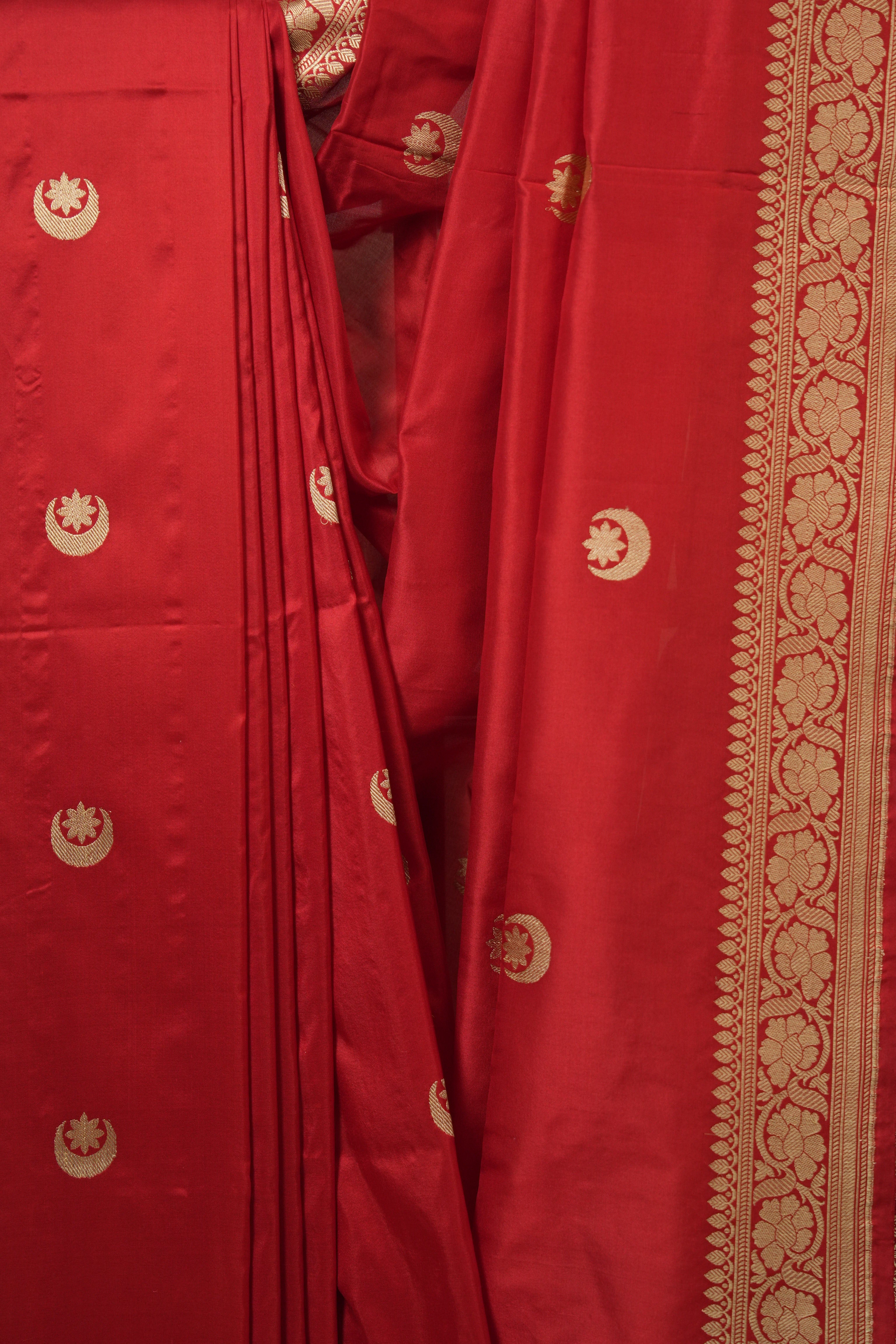 Red Banarasi Silk Saree - SRRBSS922
