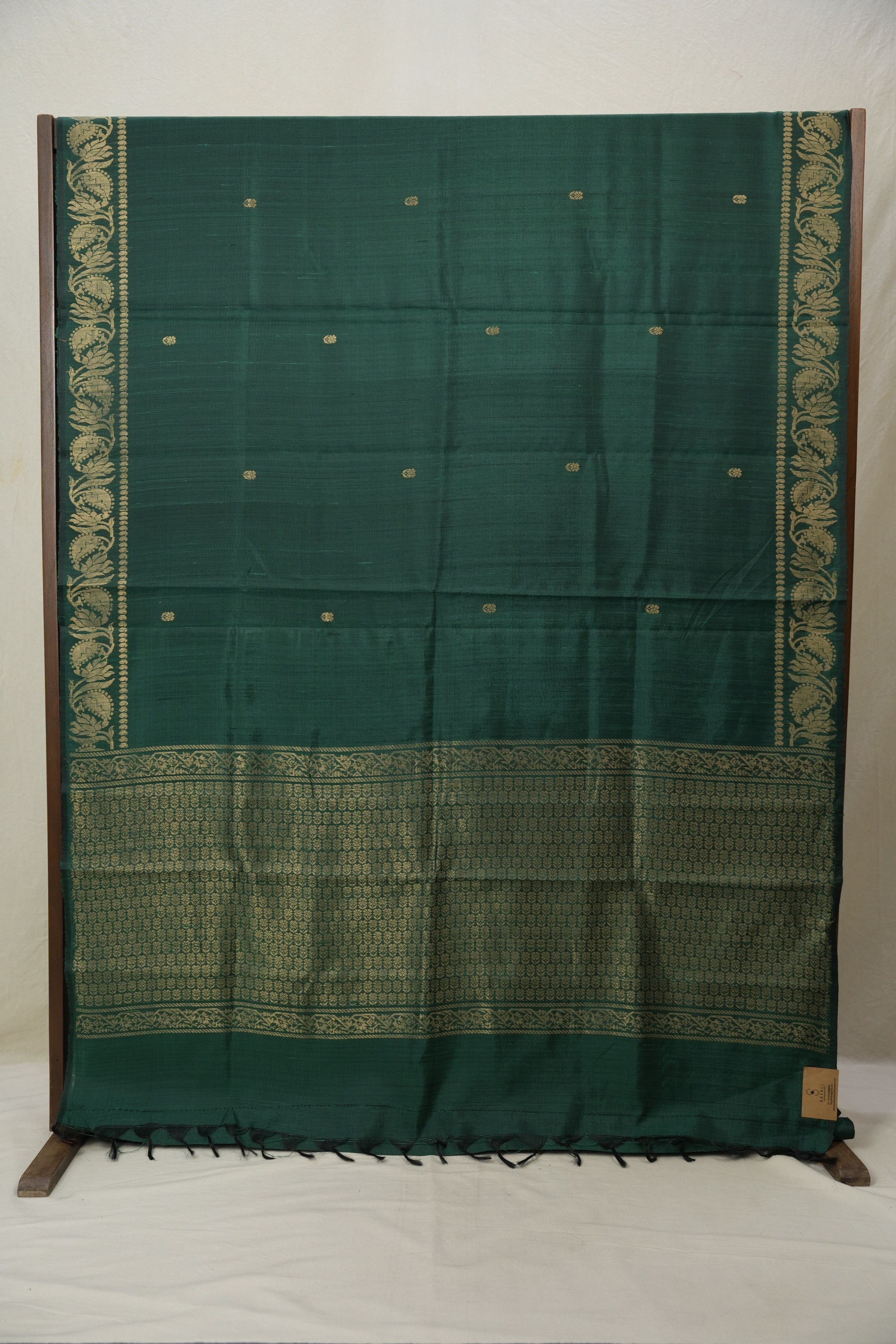 Green Raw Silk Saree - SRGRSS910