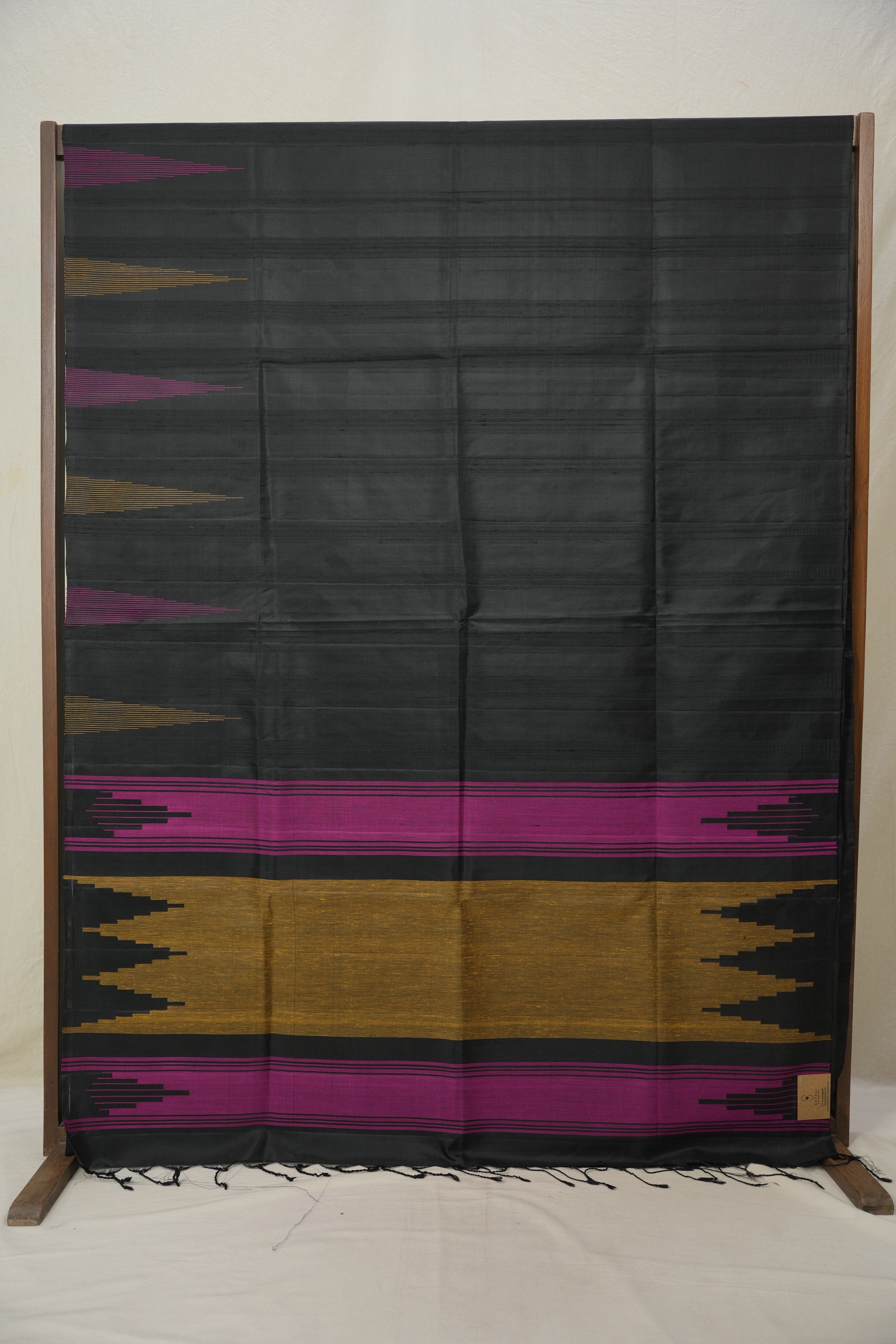 Black Soft Silk Saree - SRBSSS423