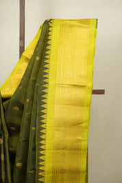 Green Gadwal Silk Saree - SRGGSS666