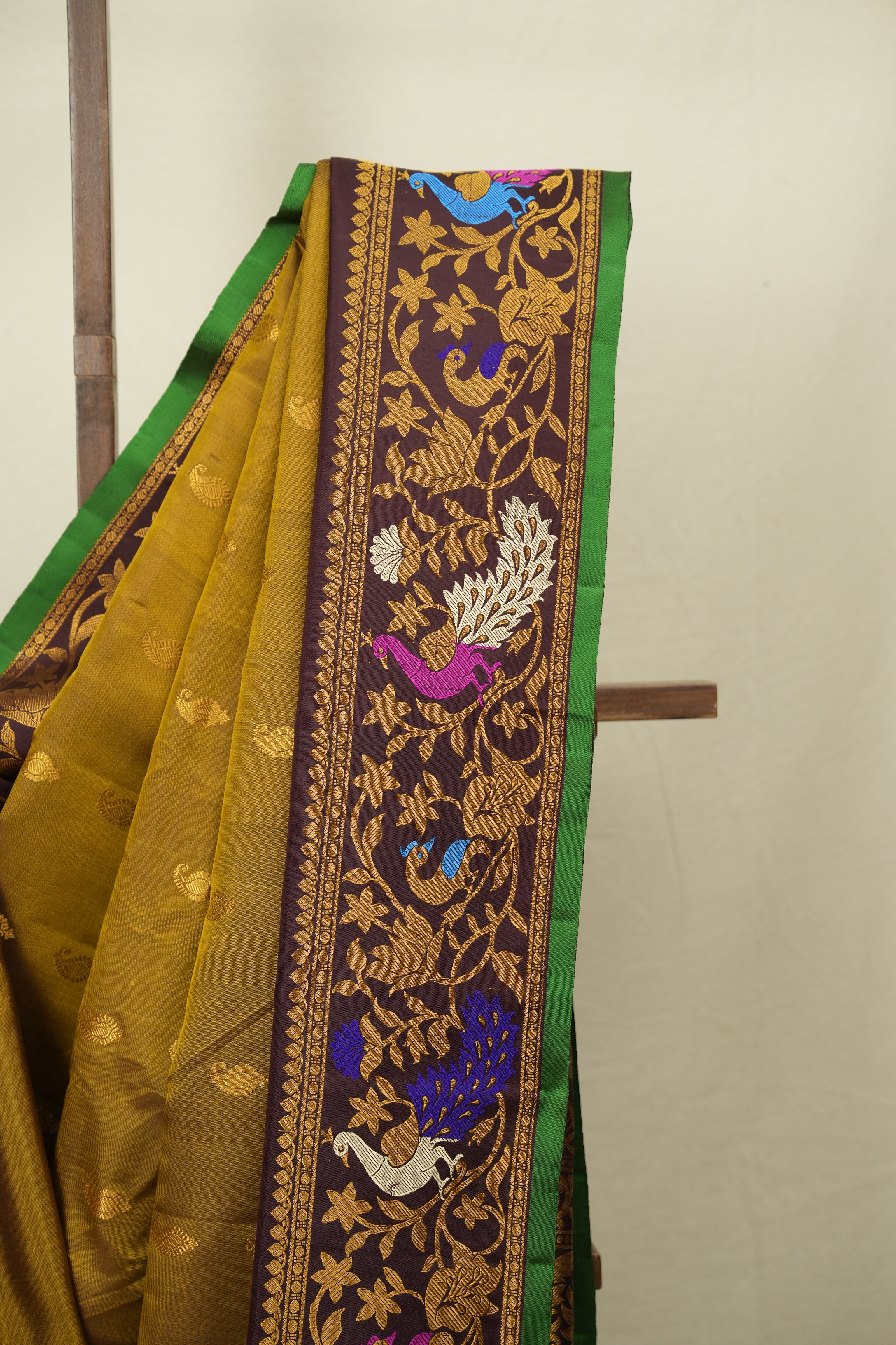 Mustard Yellow Gadwal Silk Saree - SRMYGSS665