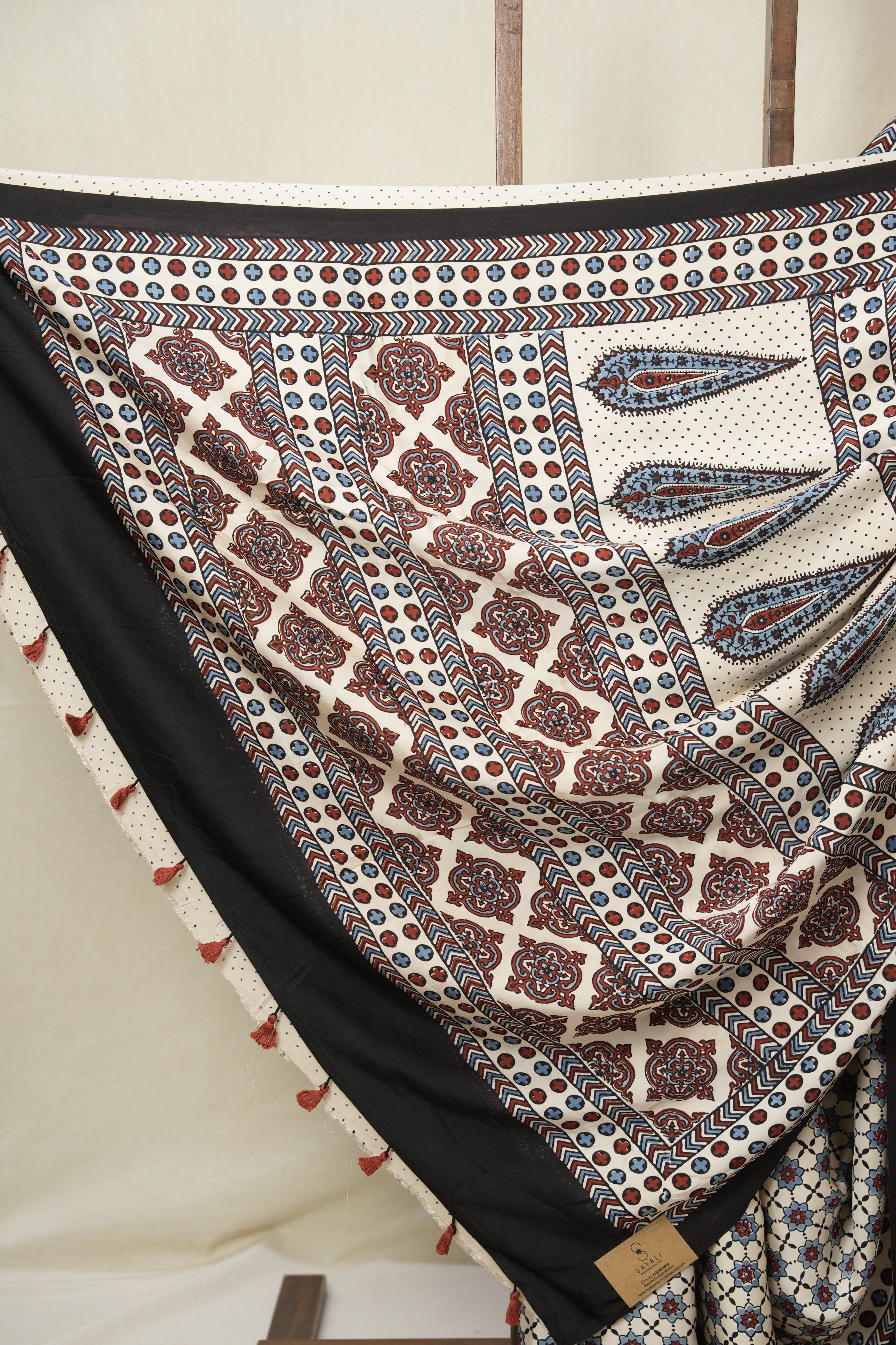 Cream Modal Silk Saree - SRCMSS637