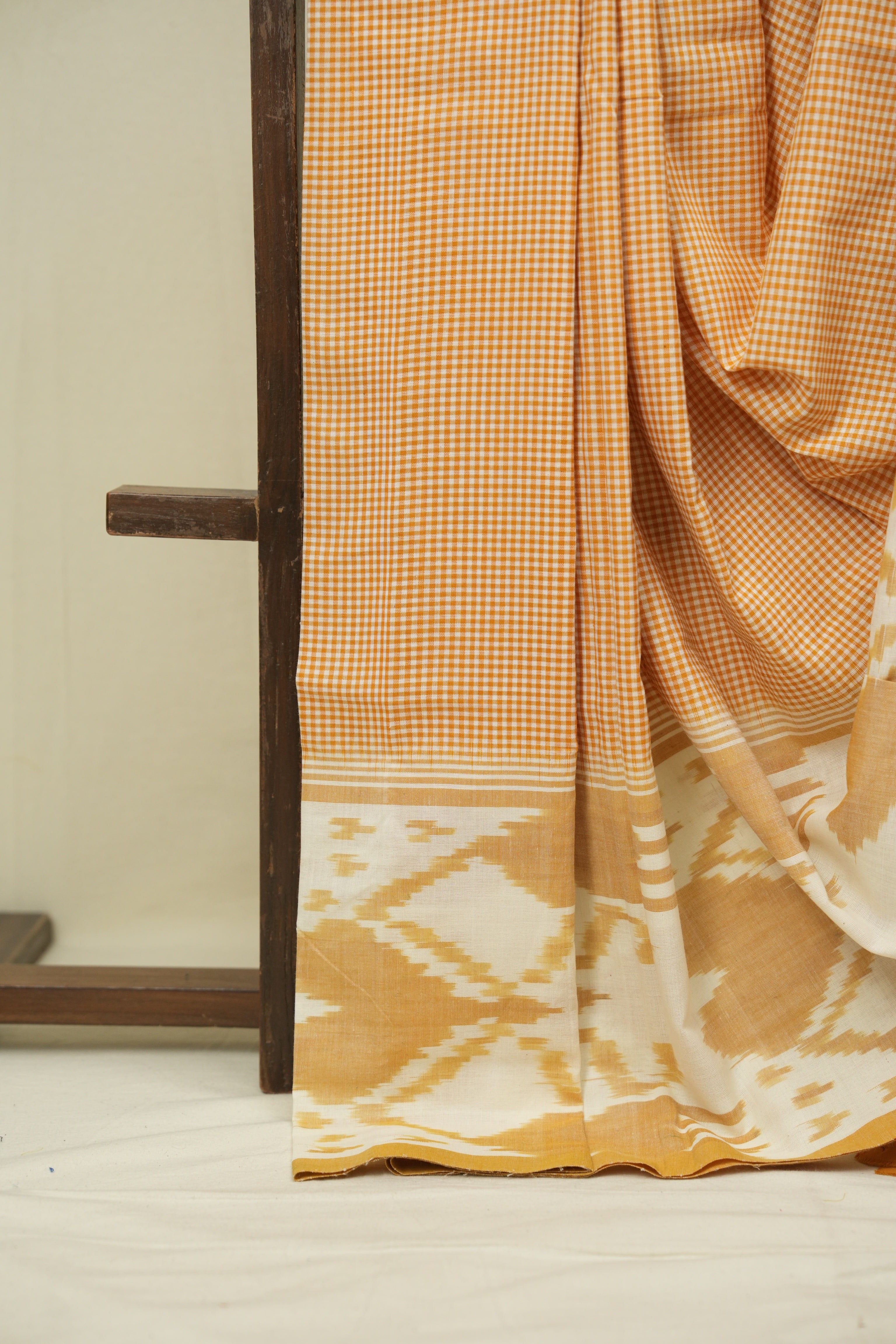 Orange Pochampalli Cotton Ikat Saree - SROPCIS749