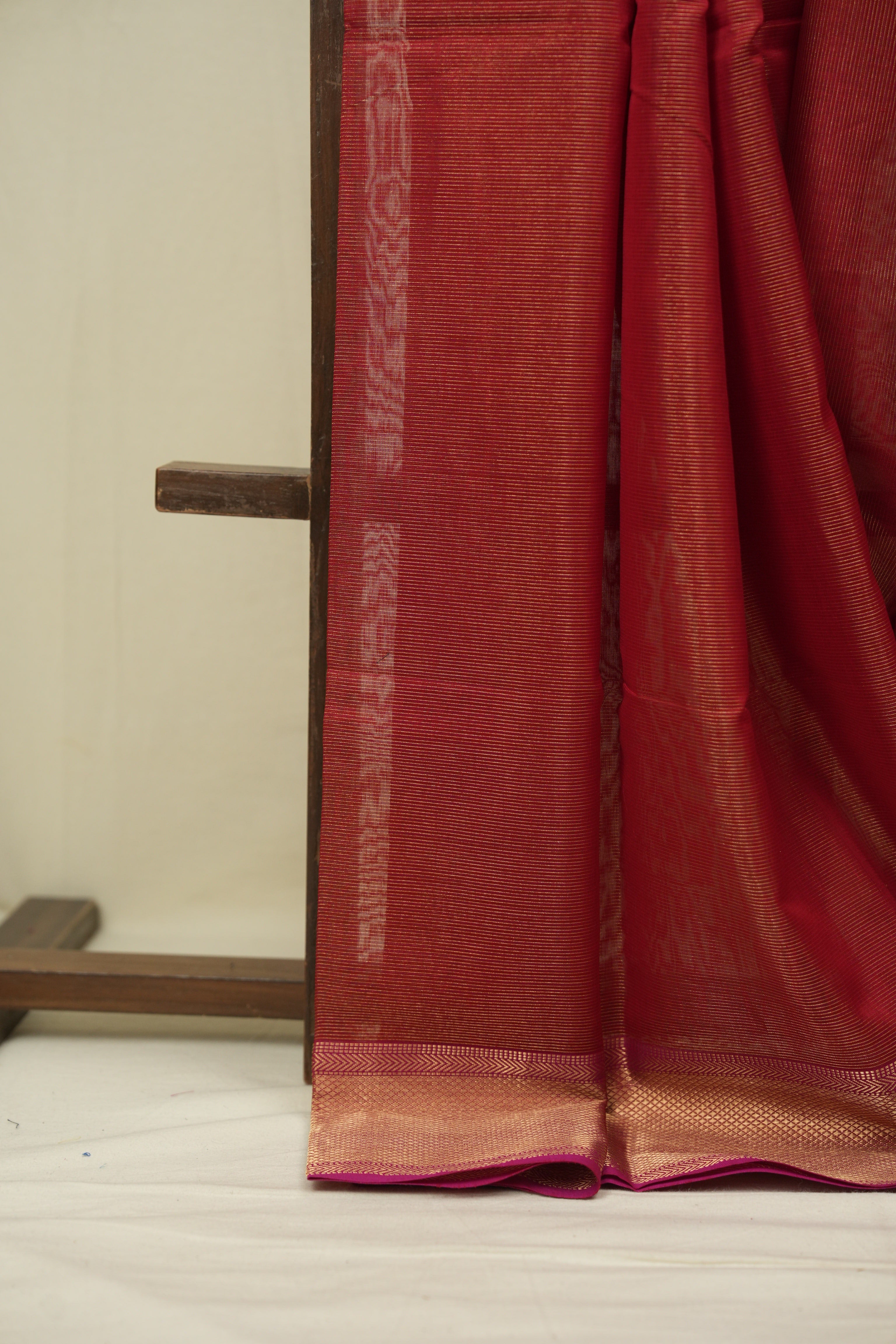 Red Maheshwari Tissue Saree - SRRMTS770
