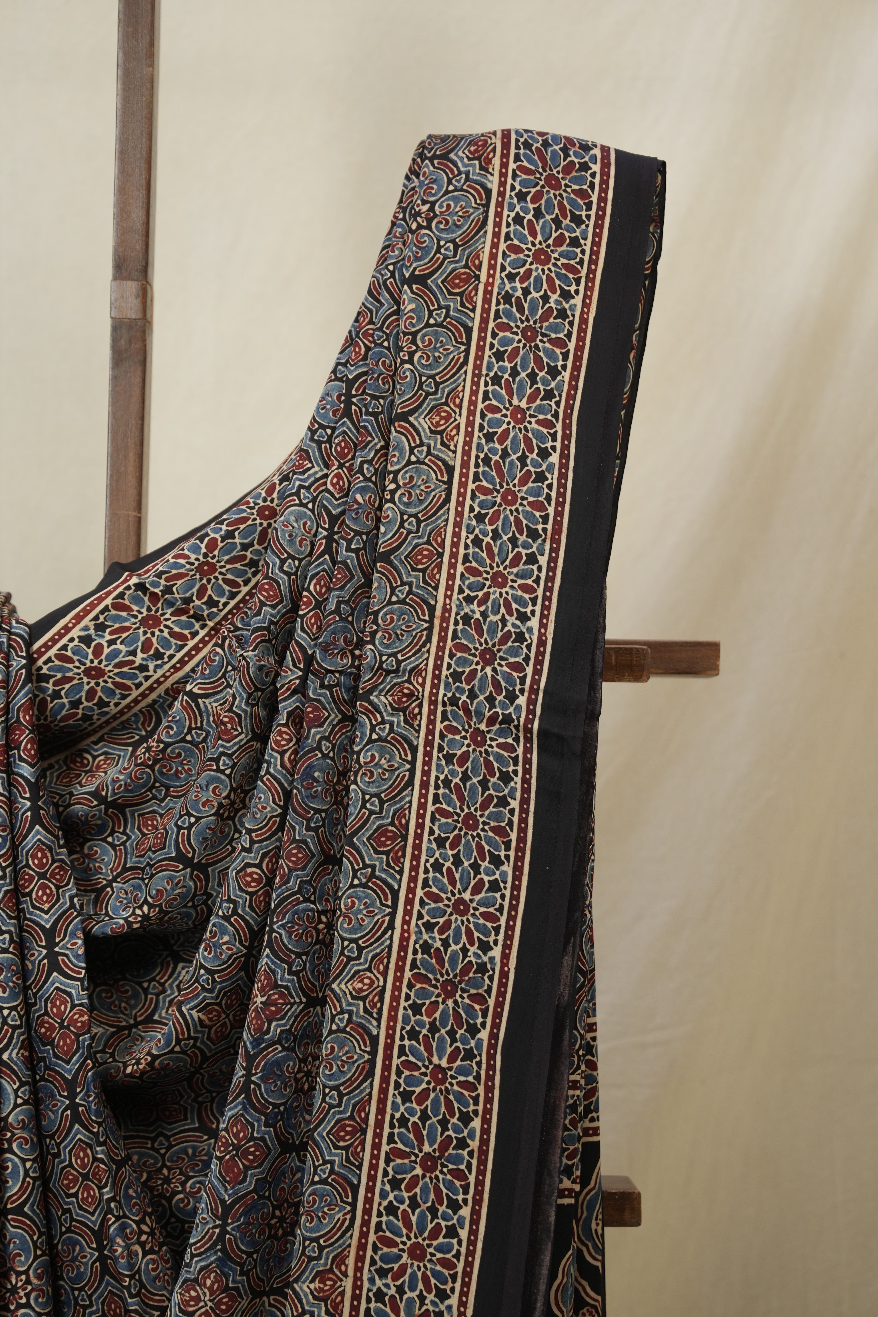 Blue Black HBP Modal Silk Saree - SRBBMSS597