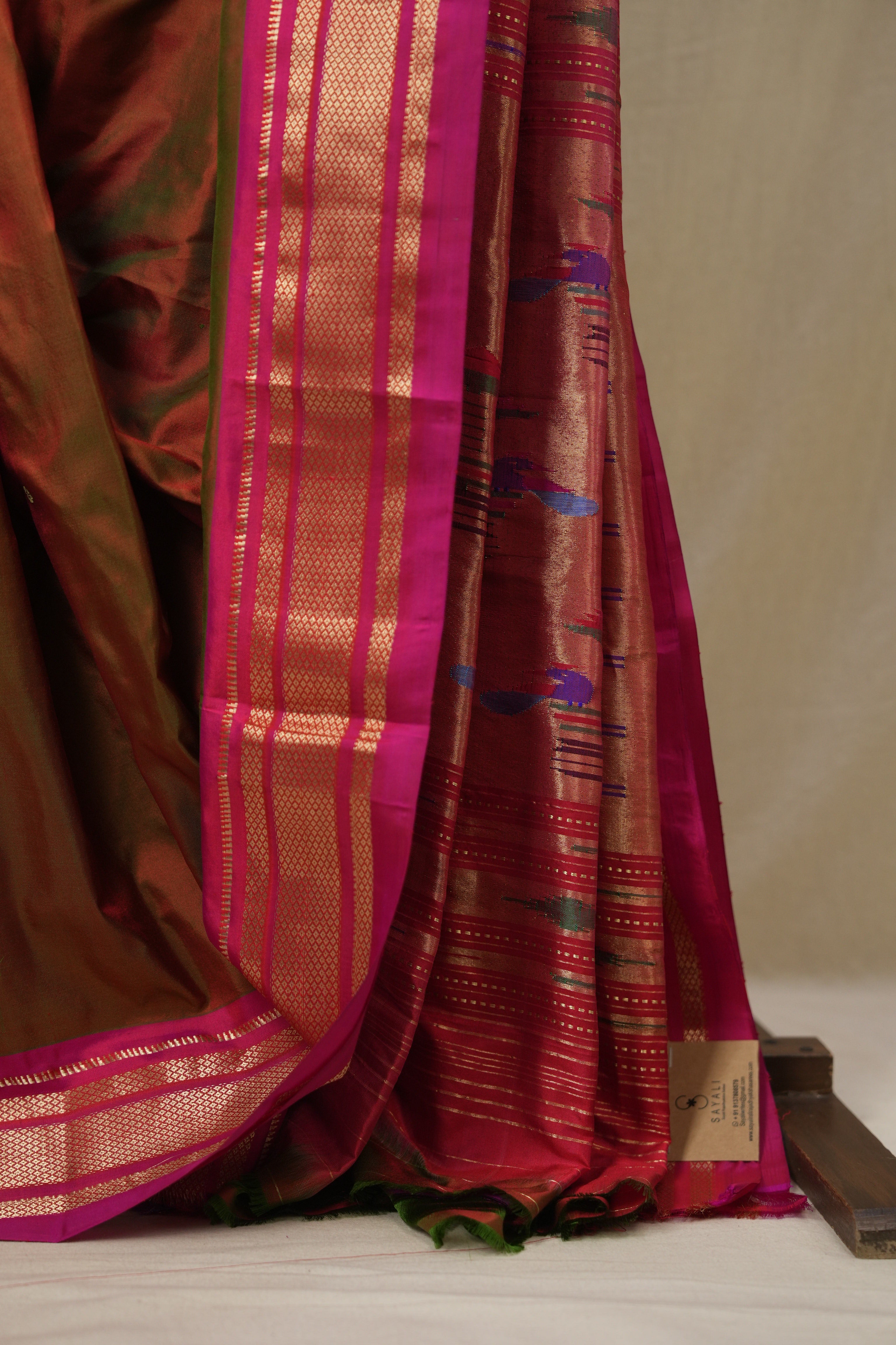 Two Tone Maroon Silk Paithani Saree - SRTTMSPS783