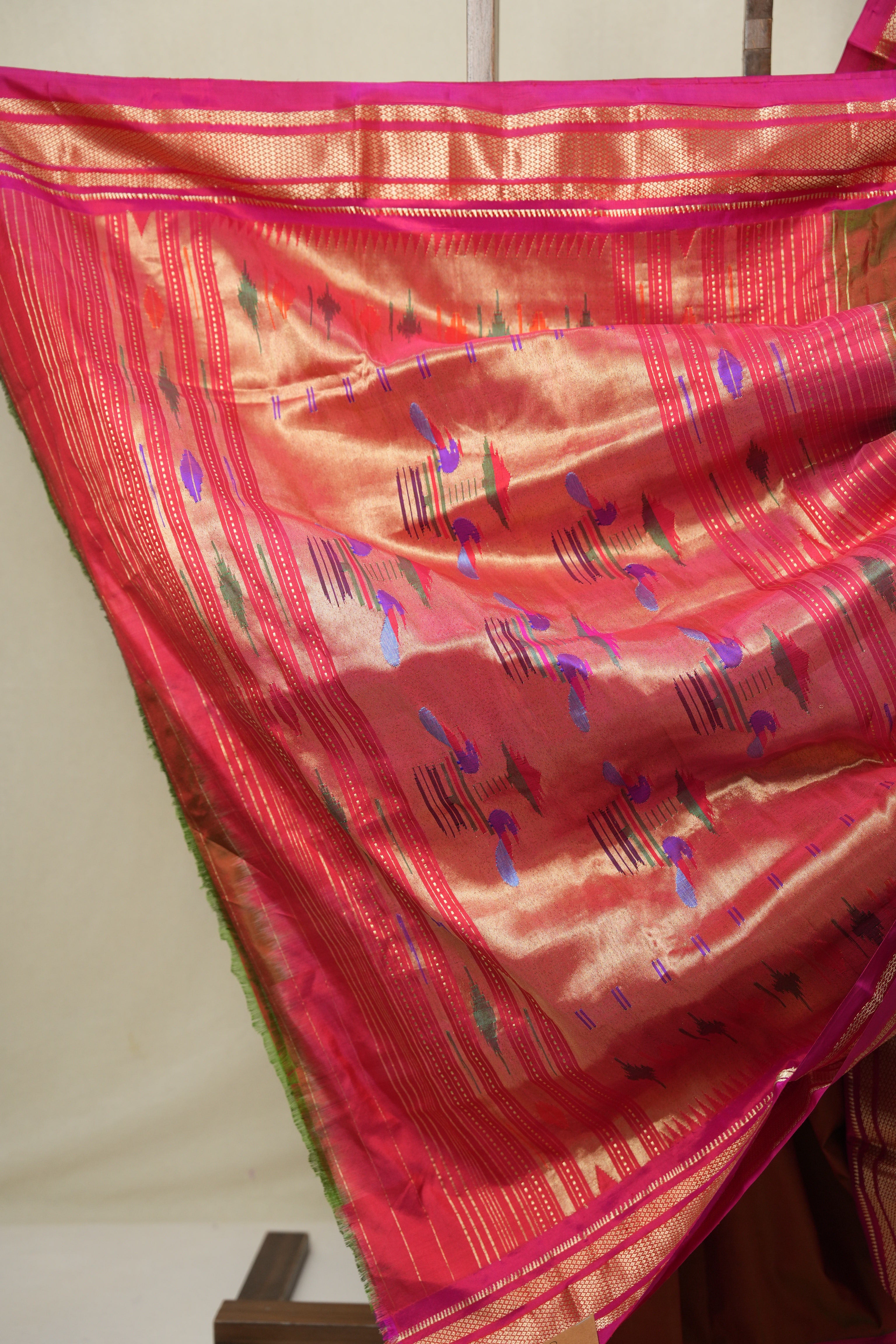 Two Tone Maroon Silk Paithani Saree - SRTTMSPS783
