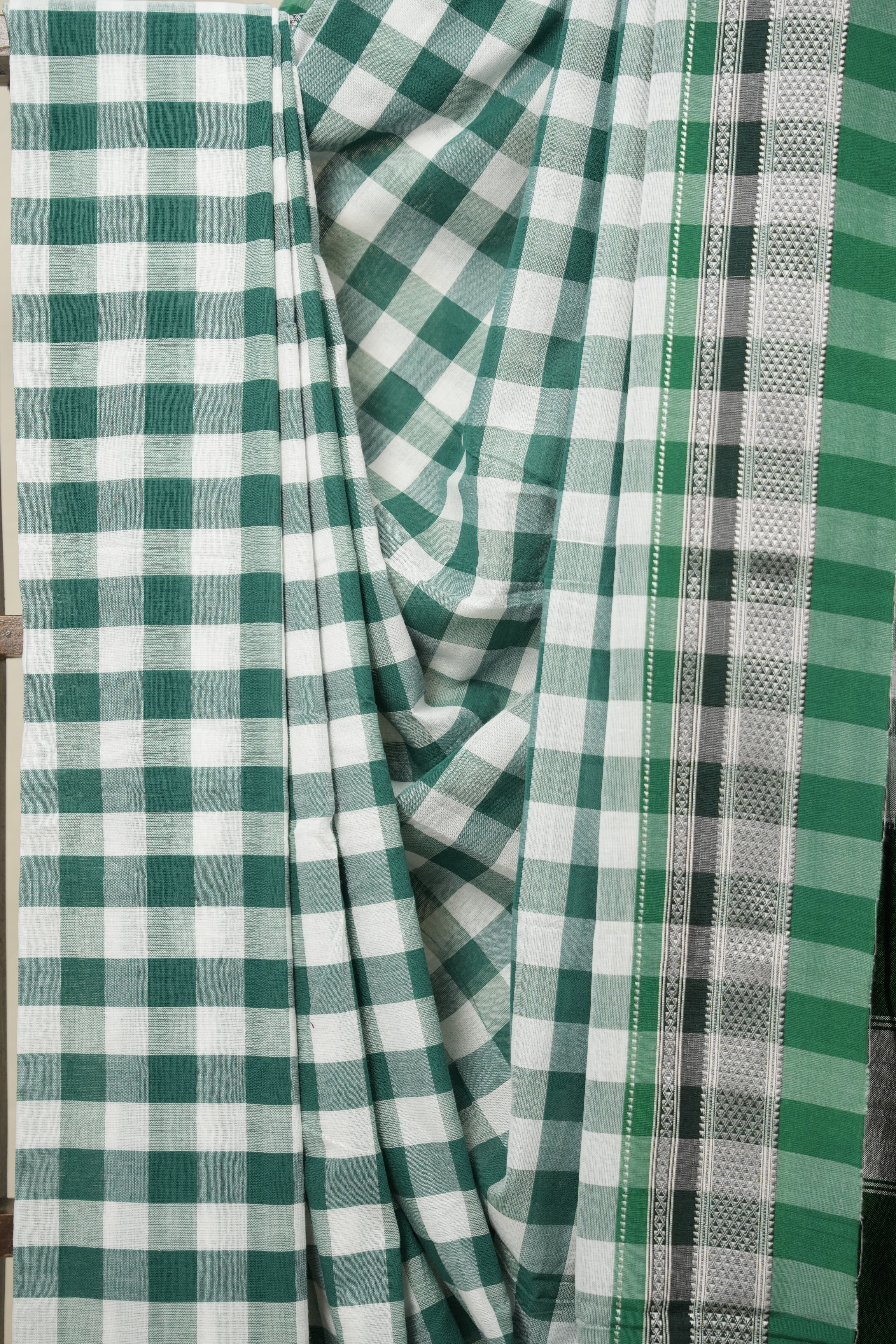 Green - White Checks Cotton Ilkal Saree with Chikki Border - SRGWCCIS628