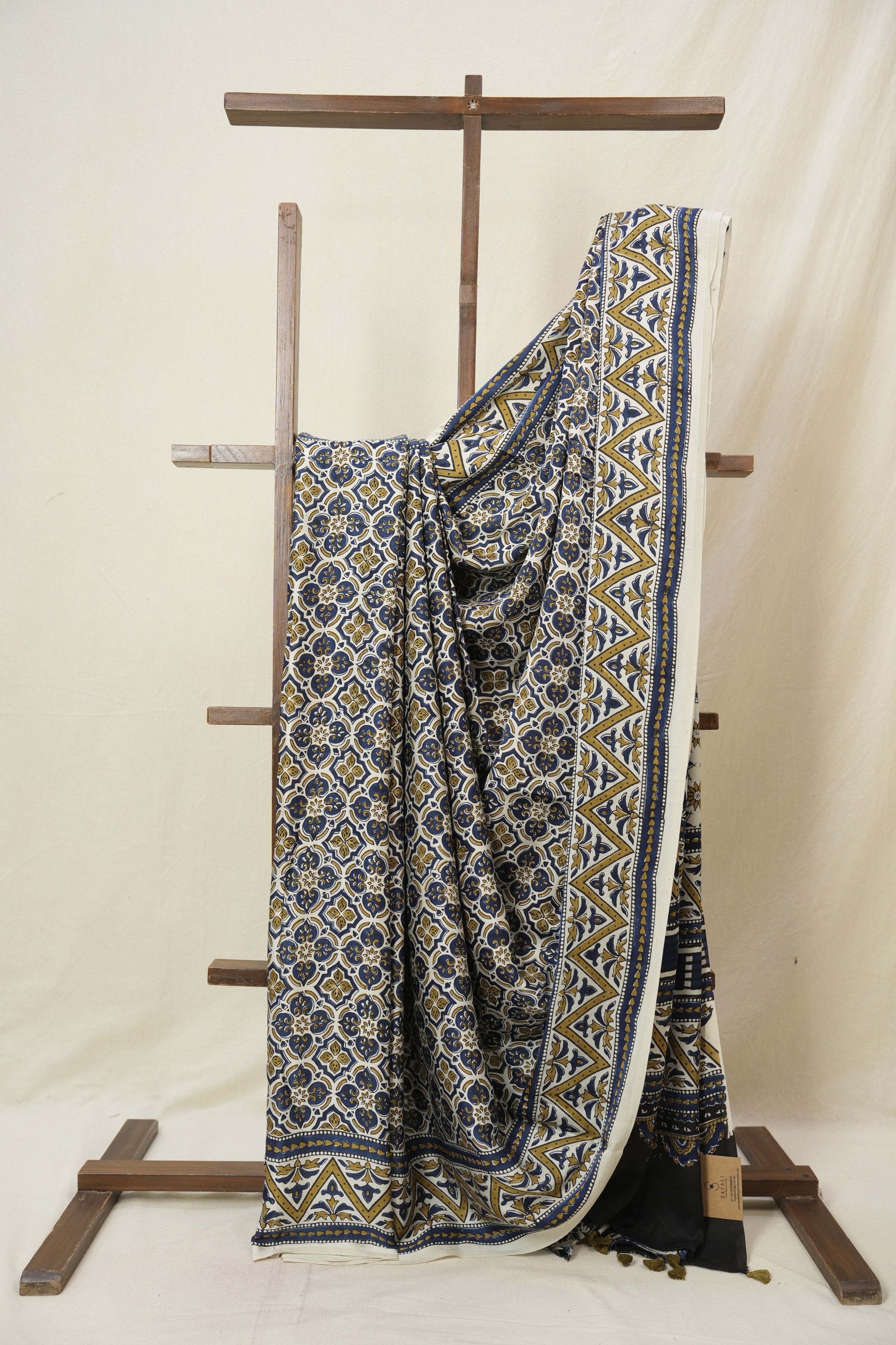 Cream HBP Modal Silk Saree - SRCMSS598