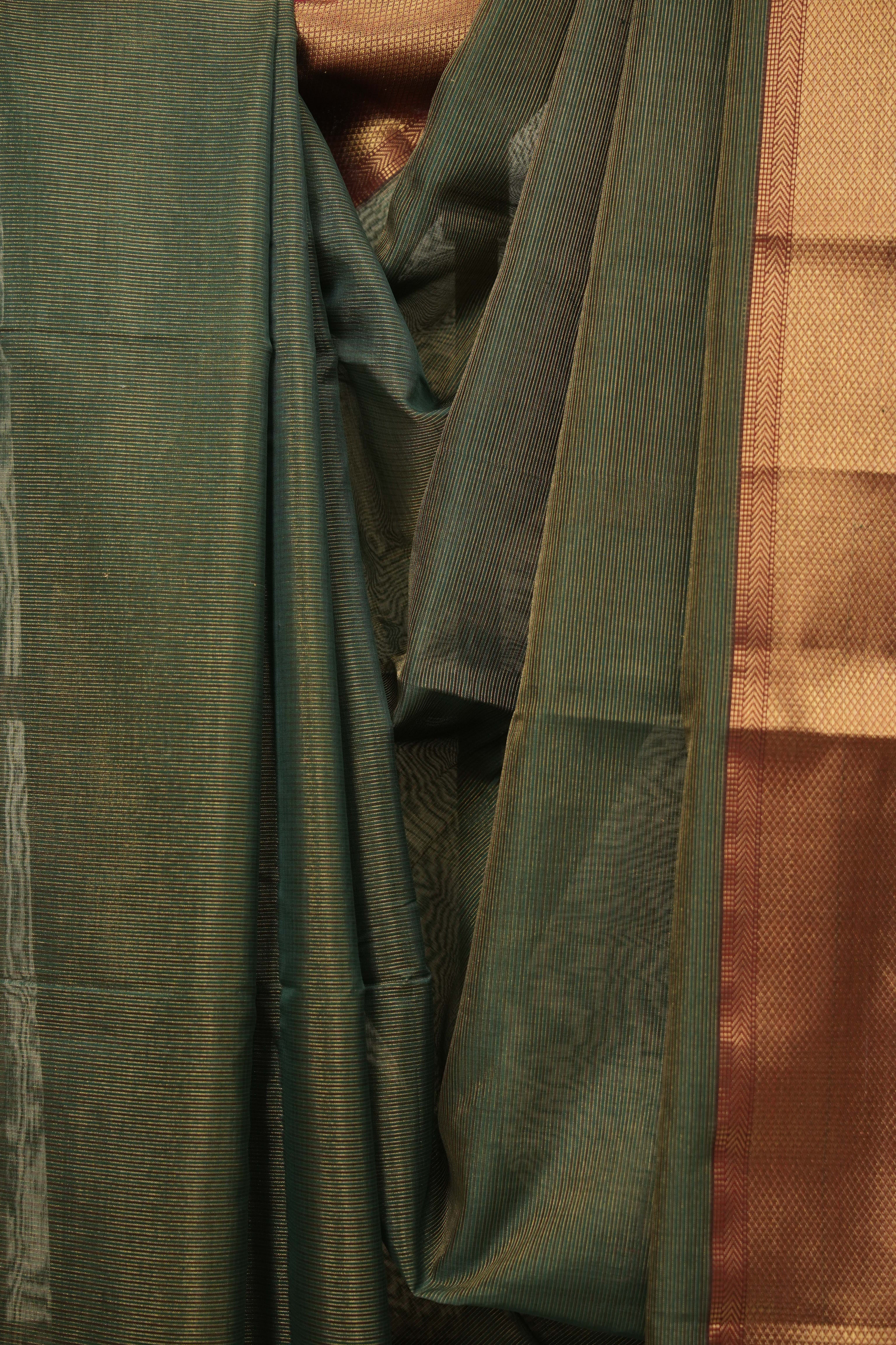 Deep Green Maheshwari Tissue Saree - SRDGMTS762
