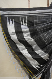 Black Checks Cotton Ilkal Saree with Chikki Border - SRBCCIS635