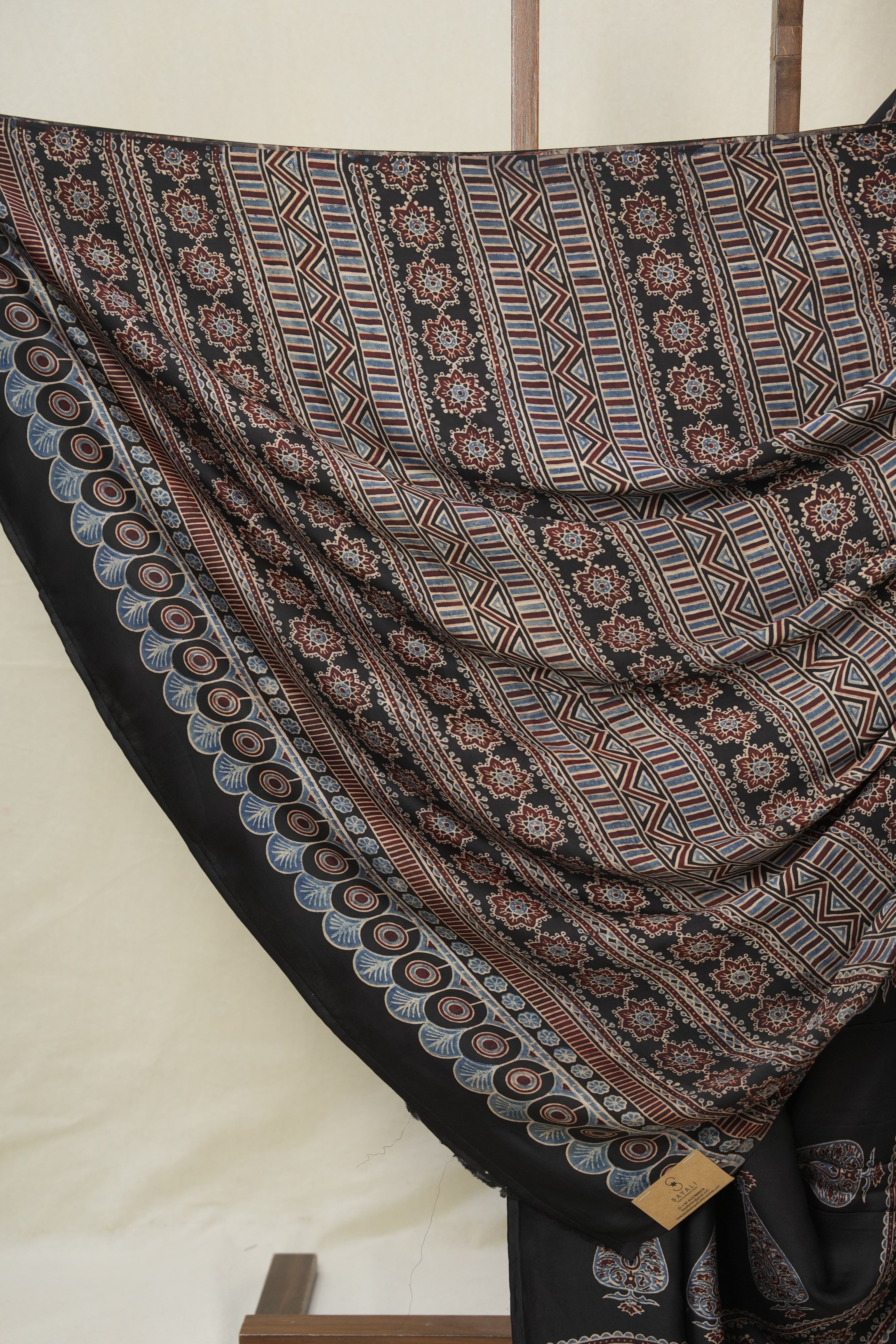 Black HBP Modal Silk Saree - SRBMSS613