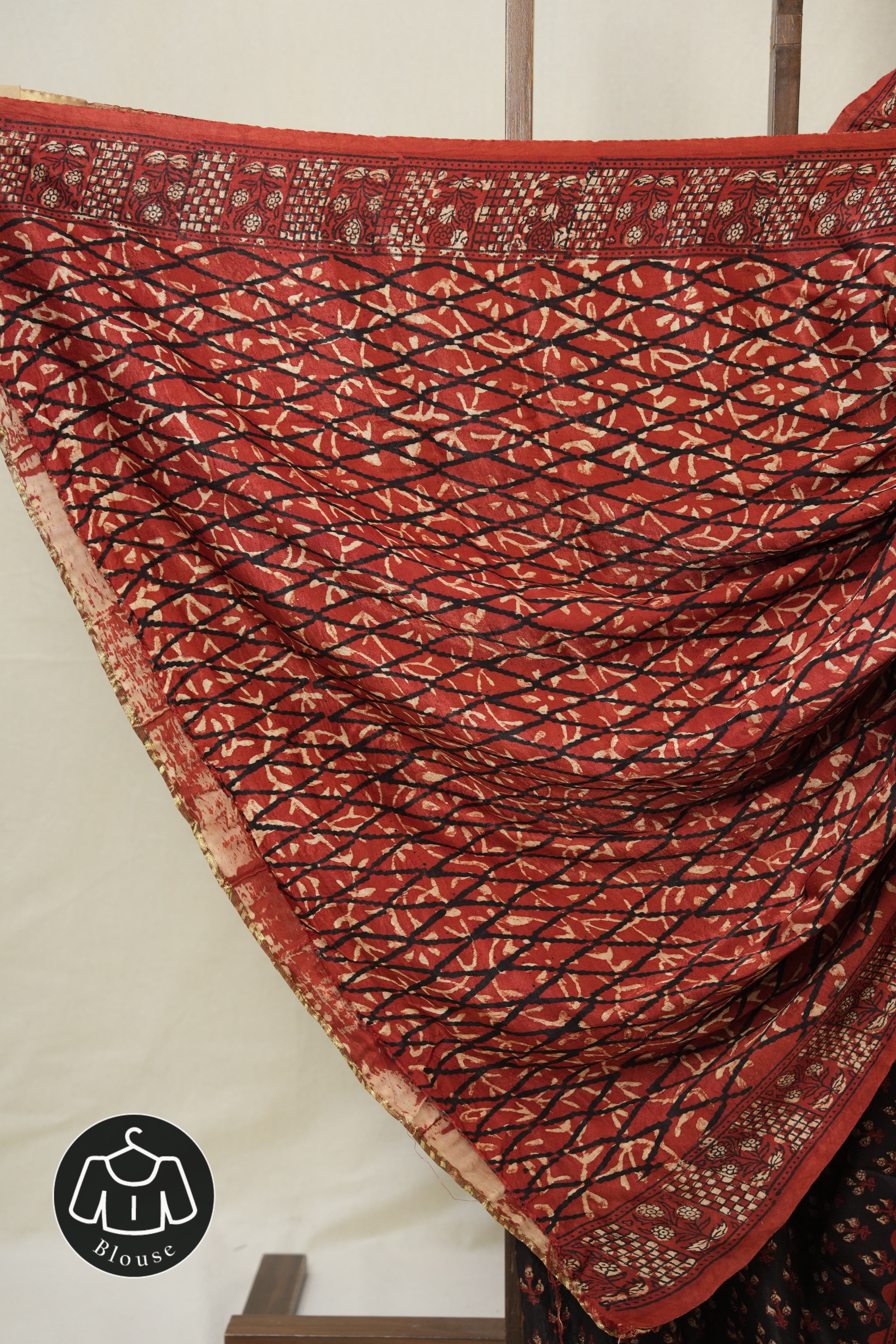 Black HBP Modal Silk Saree - SRBMSS646