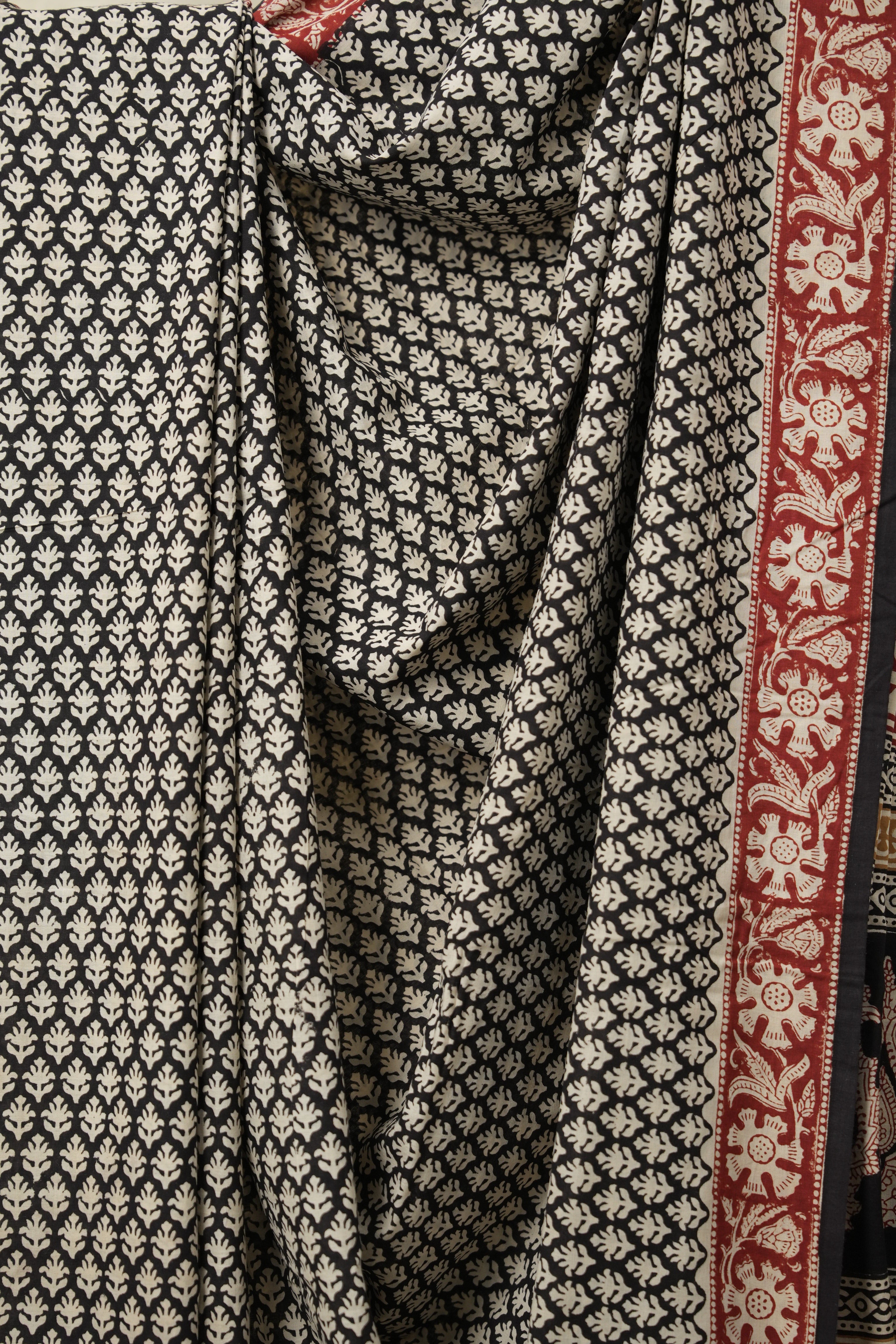 Black HBP Cotton Saree - SRBCS3149