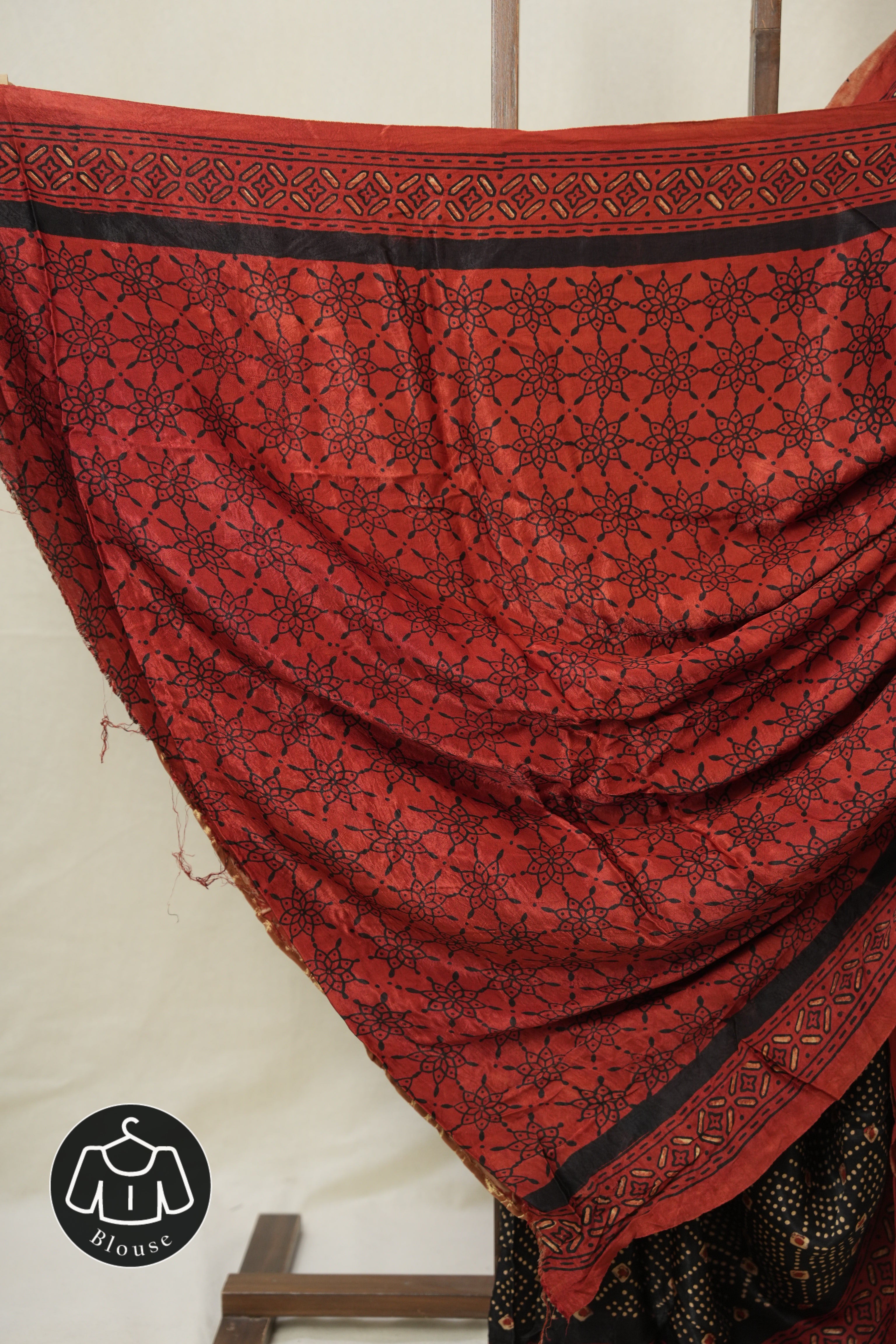 Black HBP Modal Silk Saree - SRBMSS647
