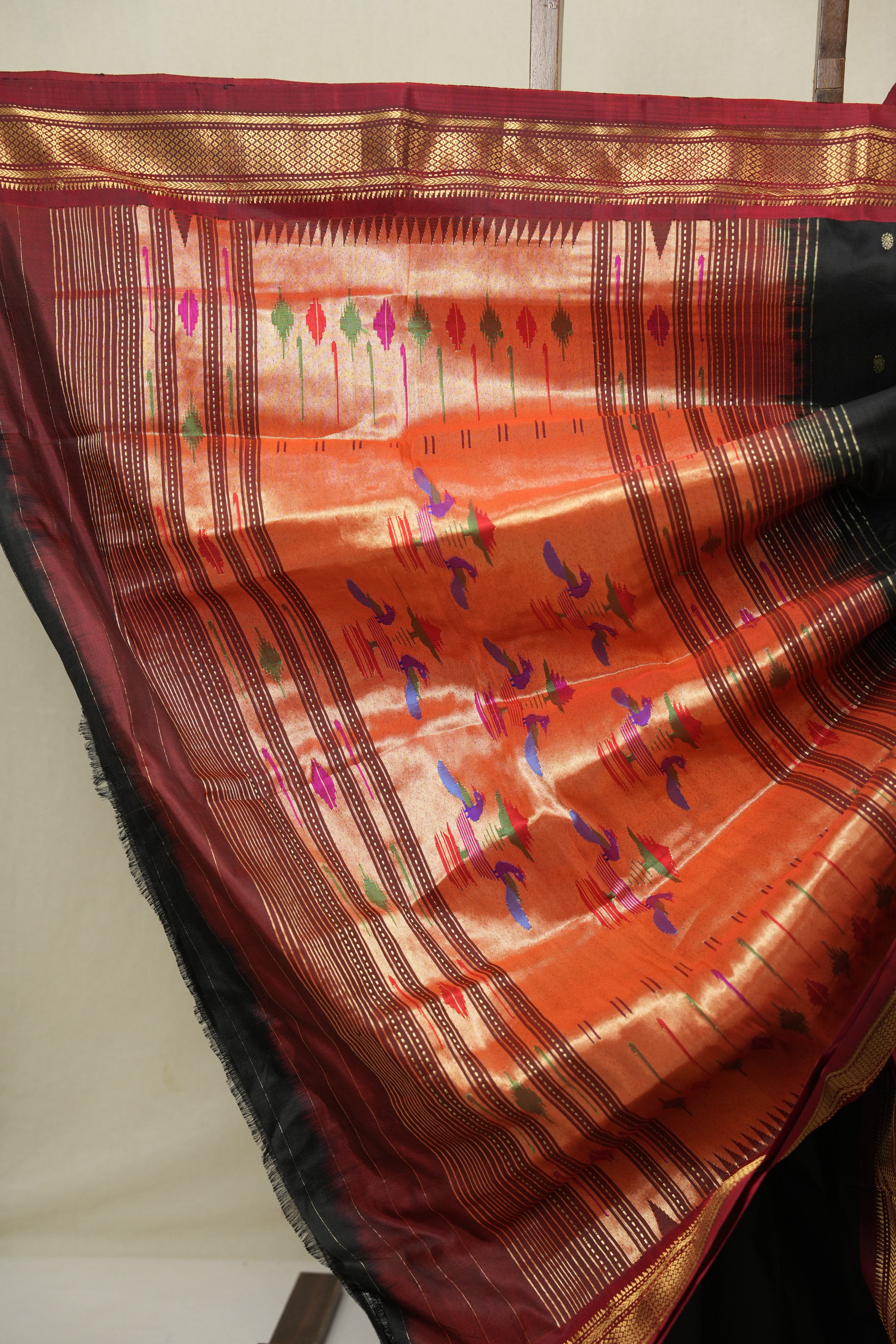 Black Silk Paithani Saree - SRBSPS777