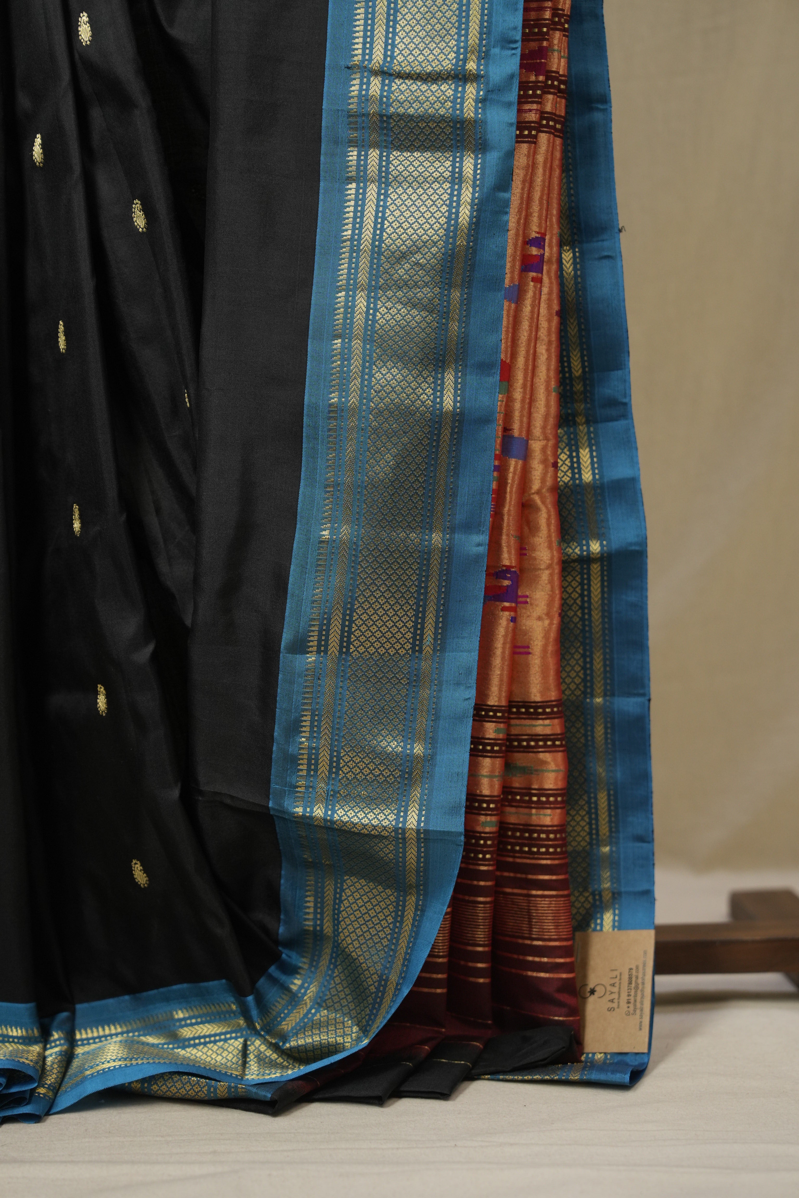 Black Silk Paithani Saree - SRBSPS789