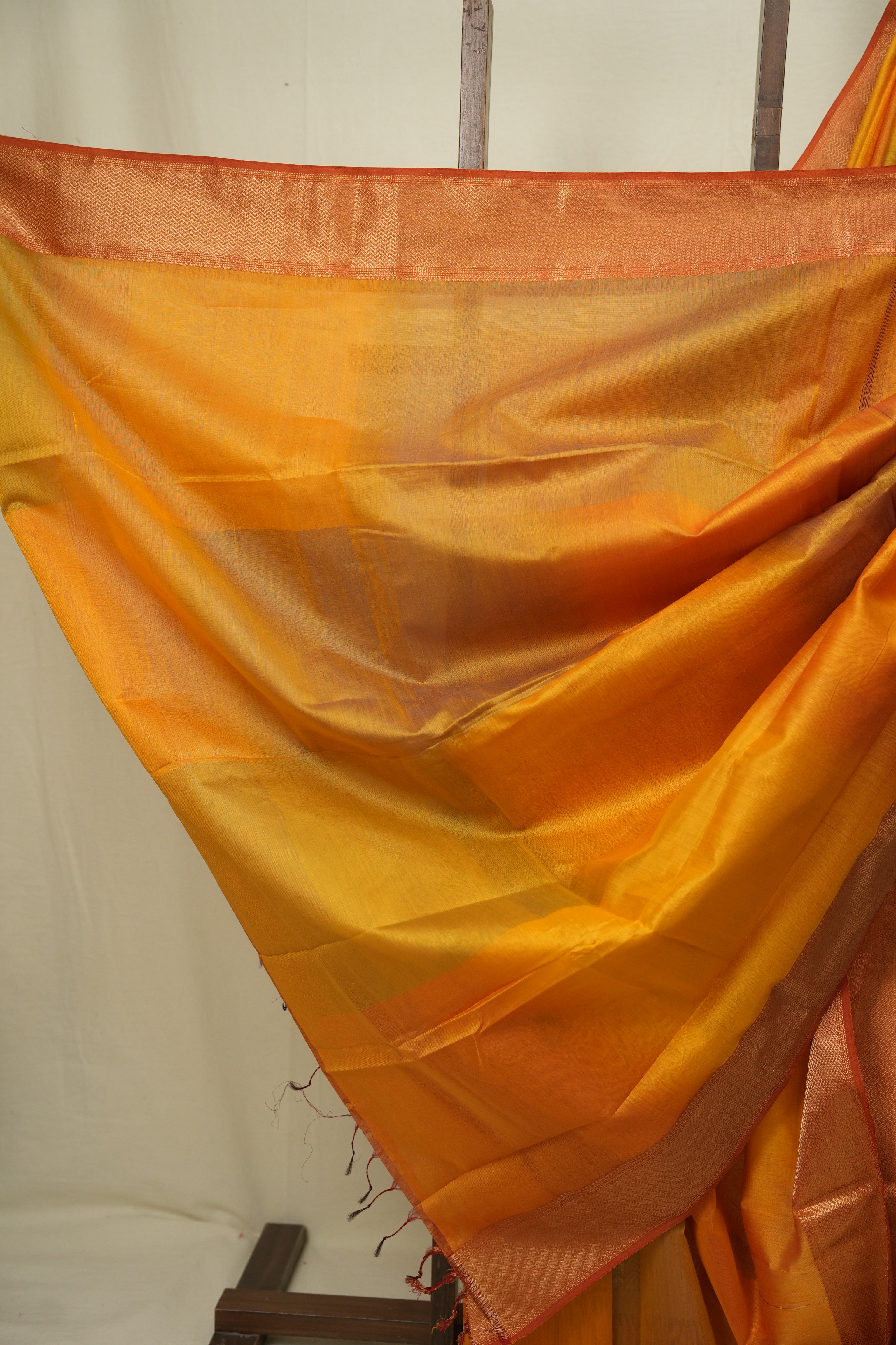 Two Tone Yellow Maheshwari Saree - SRTTYMS1284