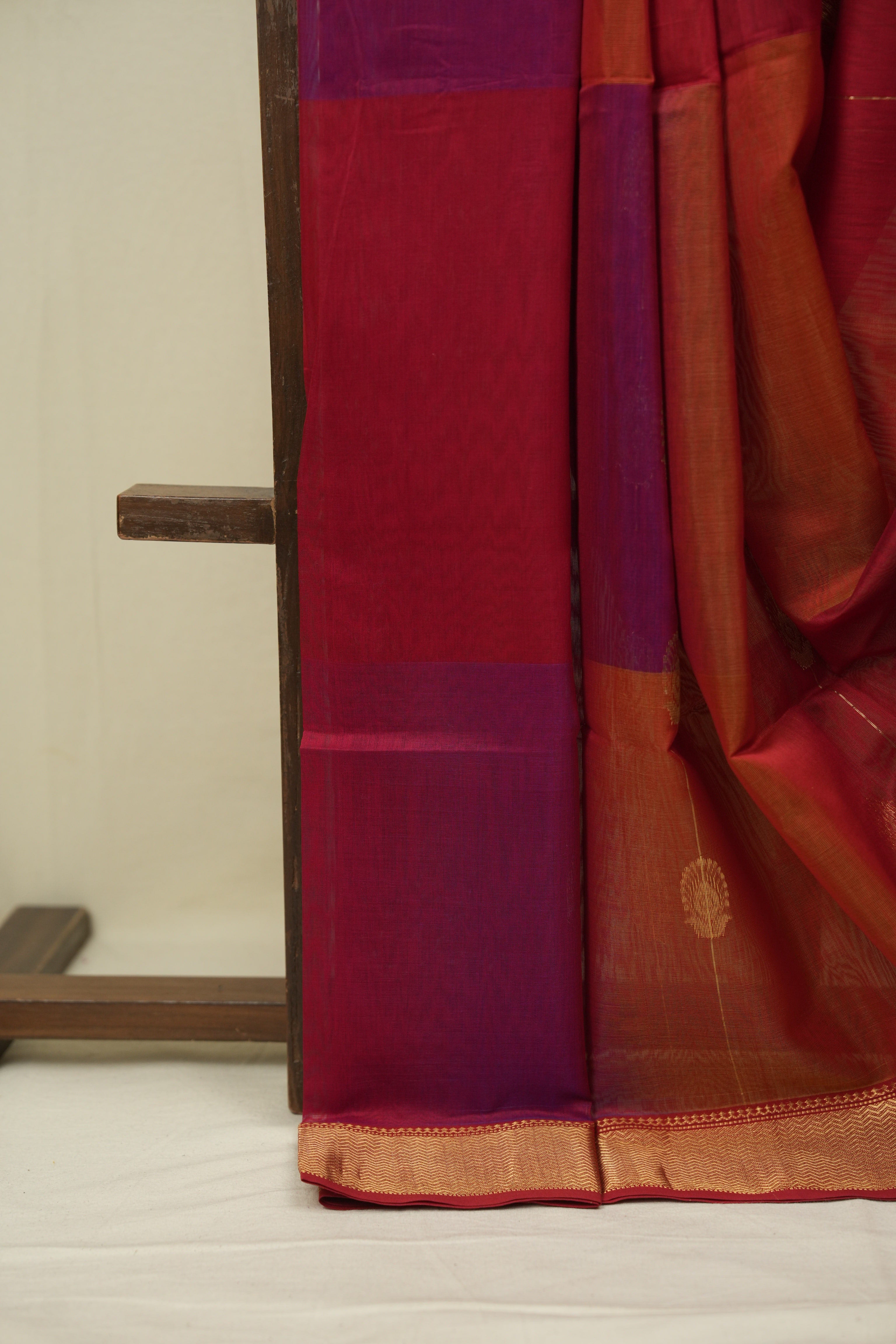 Two Tone Red Maheshwari Saree - SRTTRMS1283