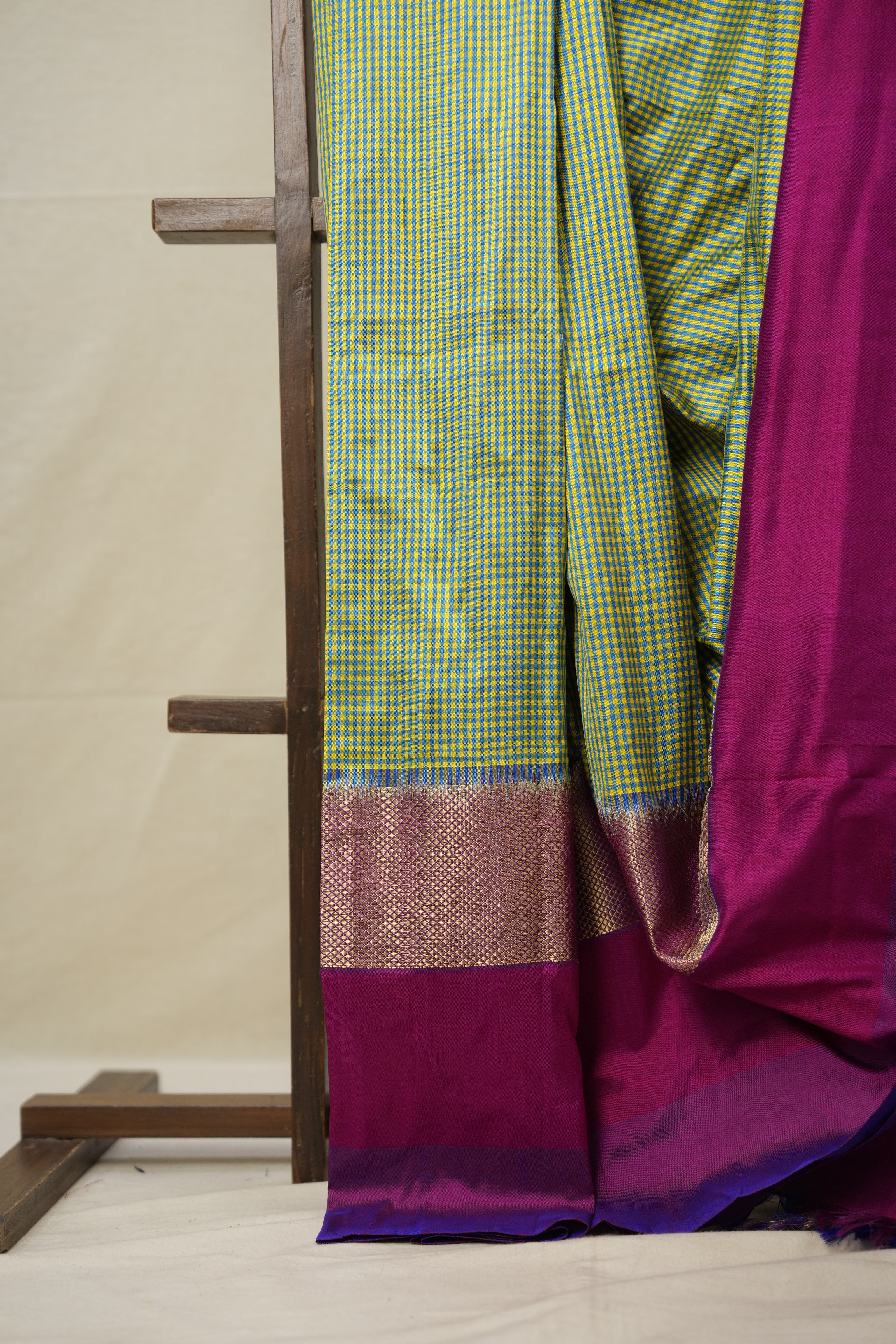 Blue Yellow Checks Pochampalli Silk Ikat Saree - SRBYCPSIS226