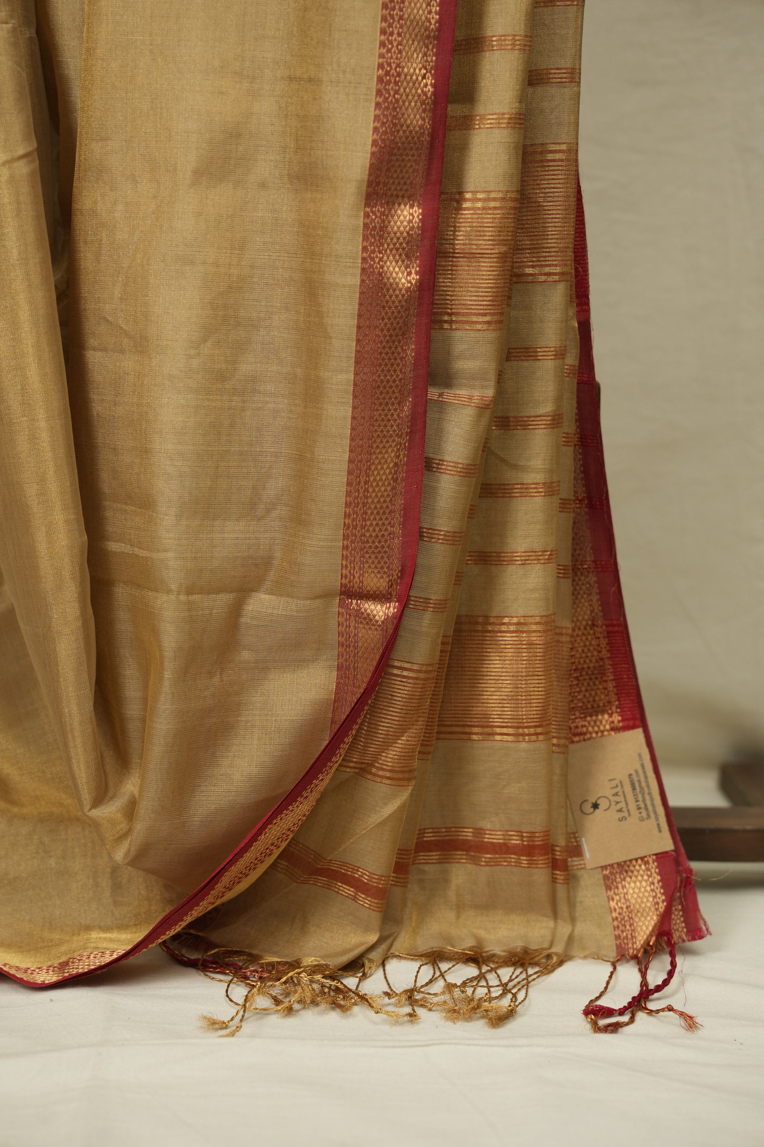 Beige Maheshwari Tissue Saree - SRBMTS765