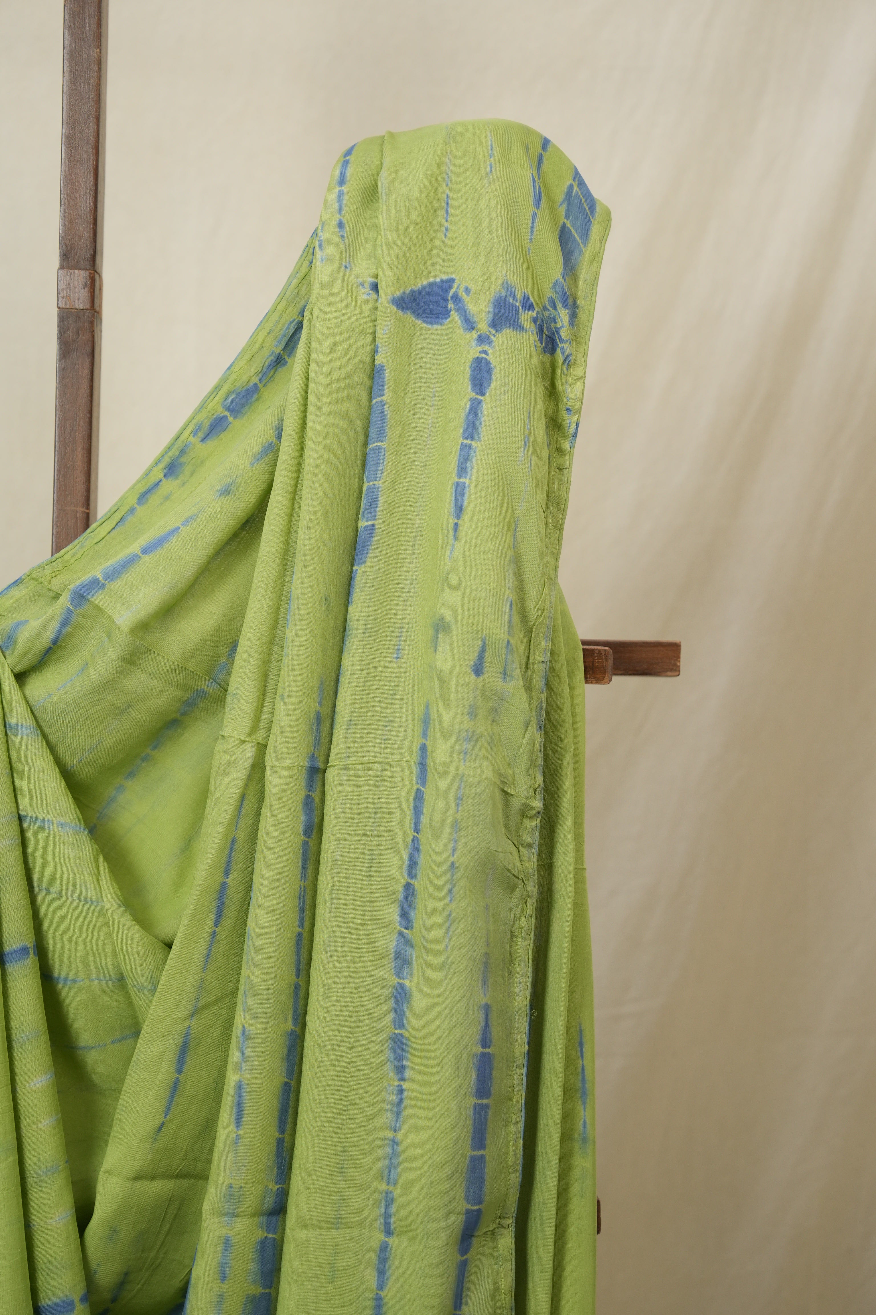 Green Modal Silk Saree - SRGMSS633