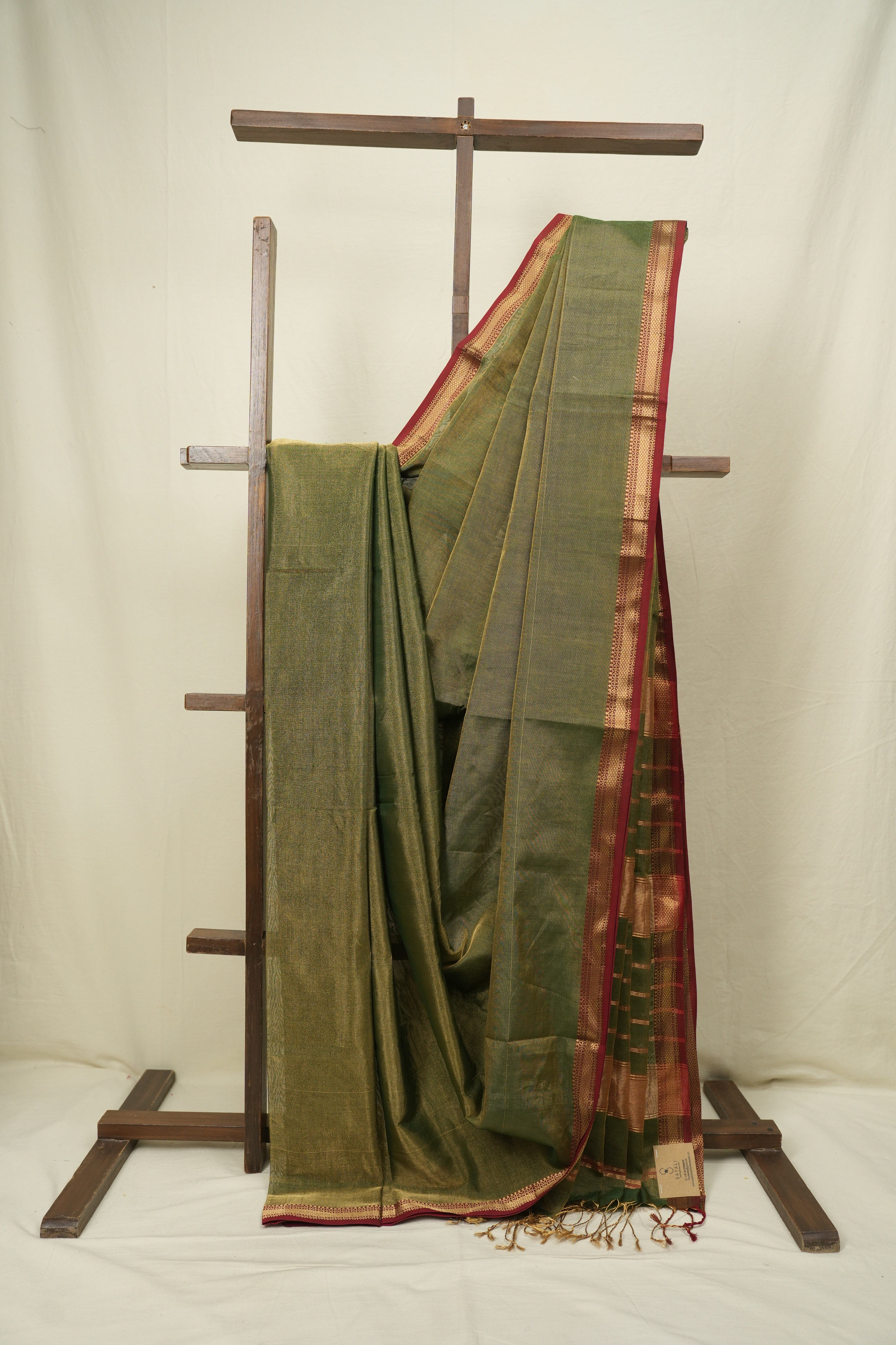 Mahendi Maheshwari Tissue Saree - SRMMTS767