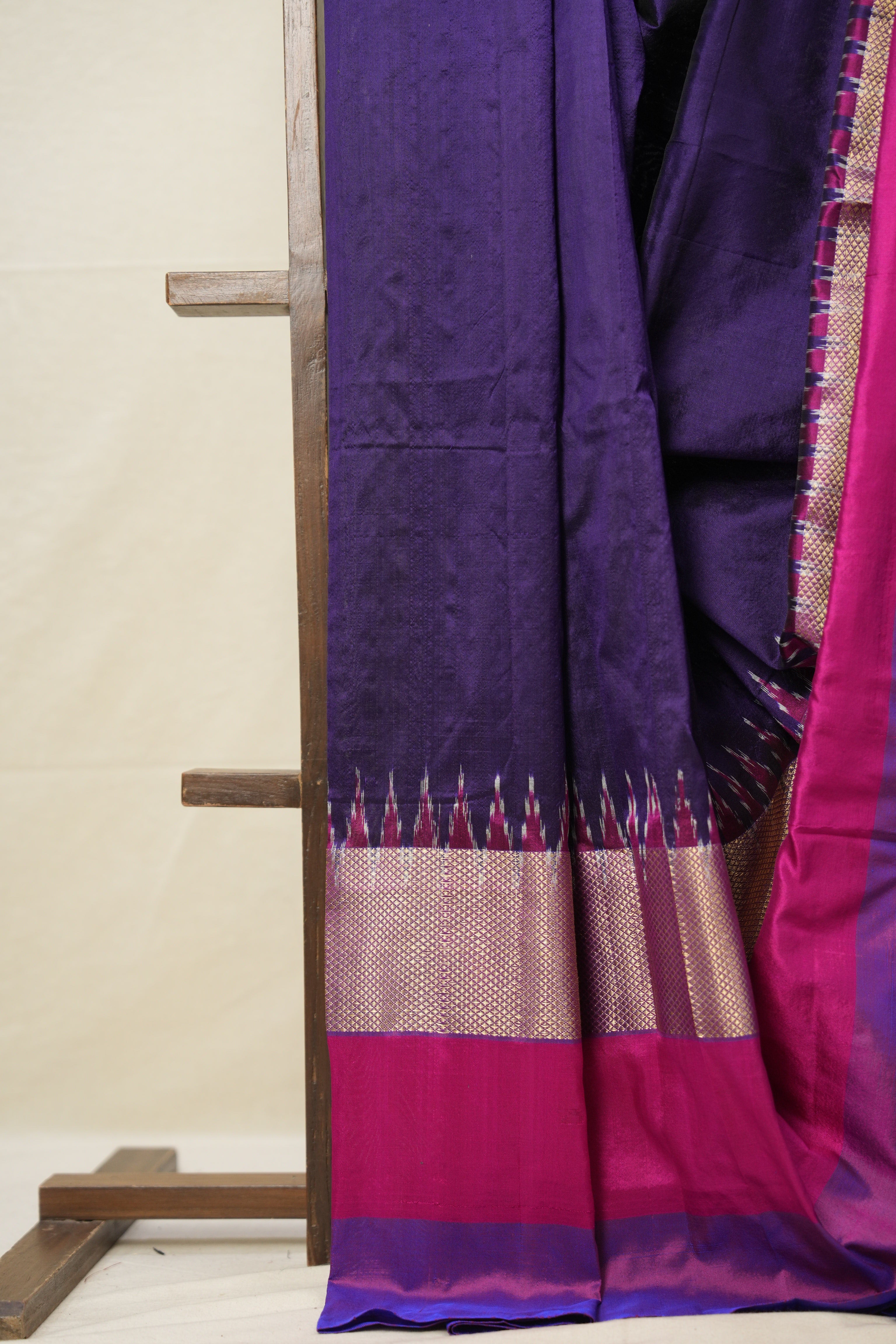 Royal Blue Pochampalli Silk Ikat Saree - SRRBPSIS220