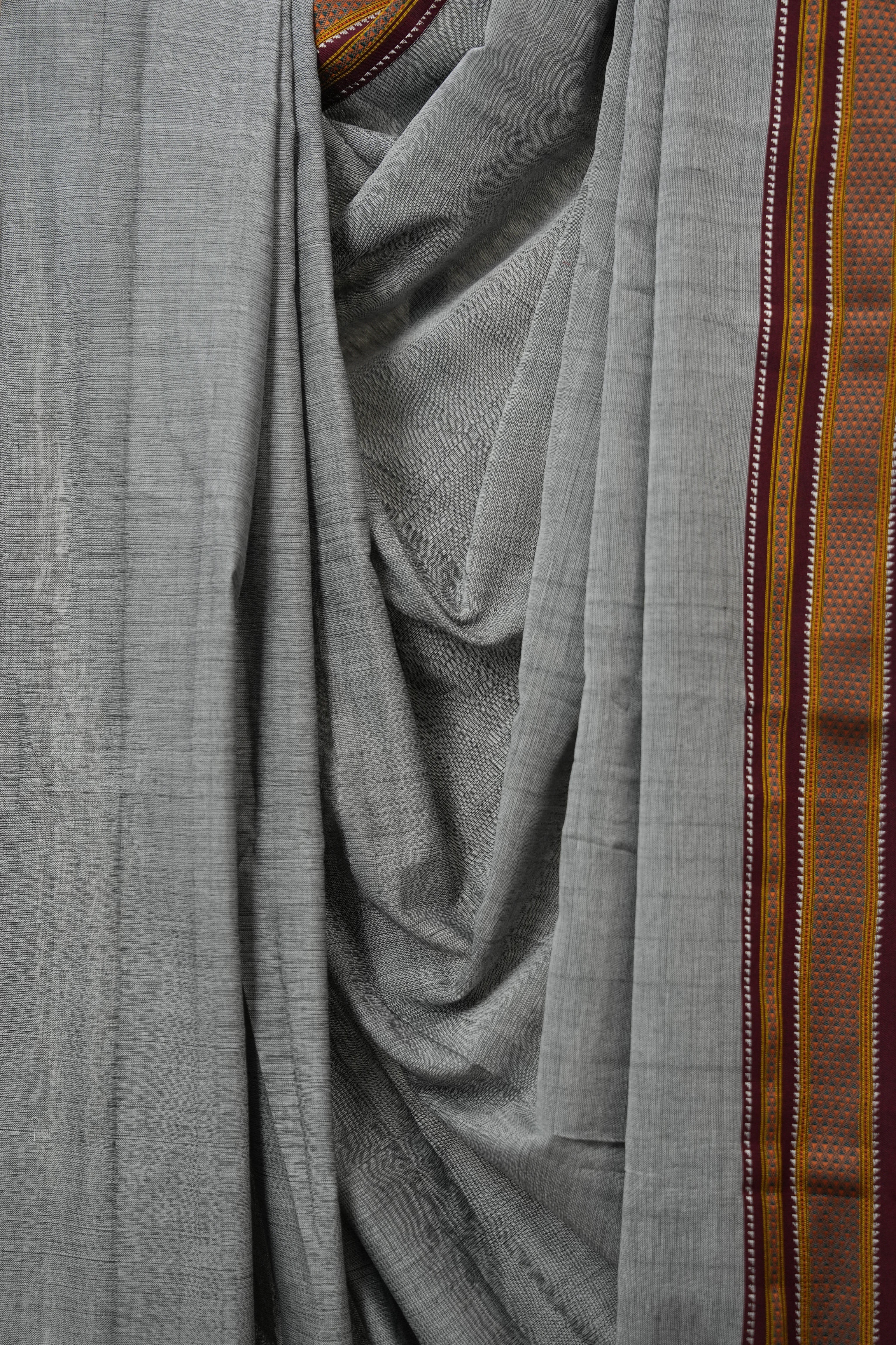 Grey Cotton Ilkal Saree With Chikki Border - SRGCIS864