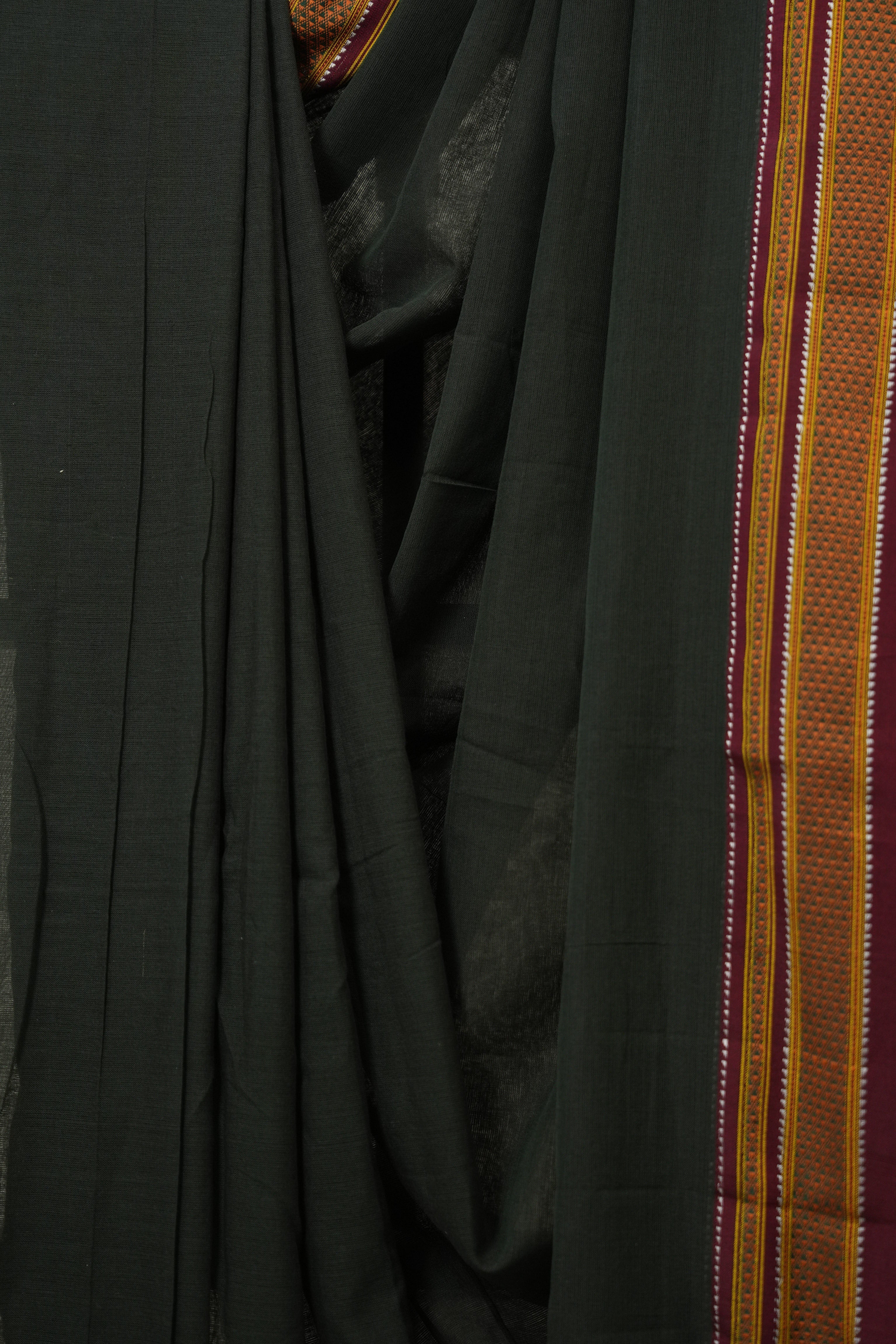 Dark Green Cotton Ilkal Saree With Chikki Border - SRDGCIS853