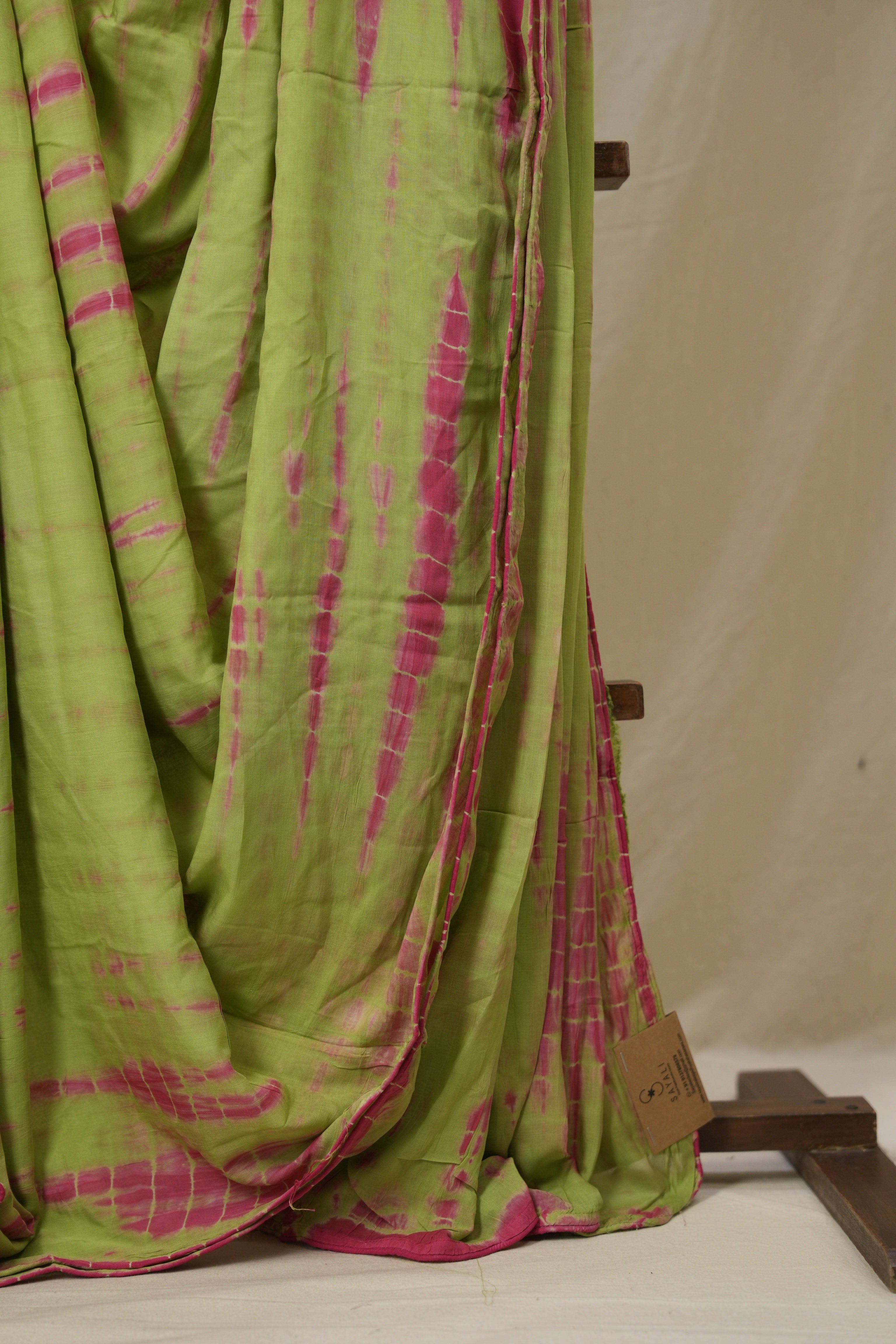 Green Modal Silk Saree - SRGMSS630