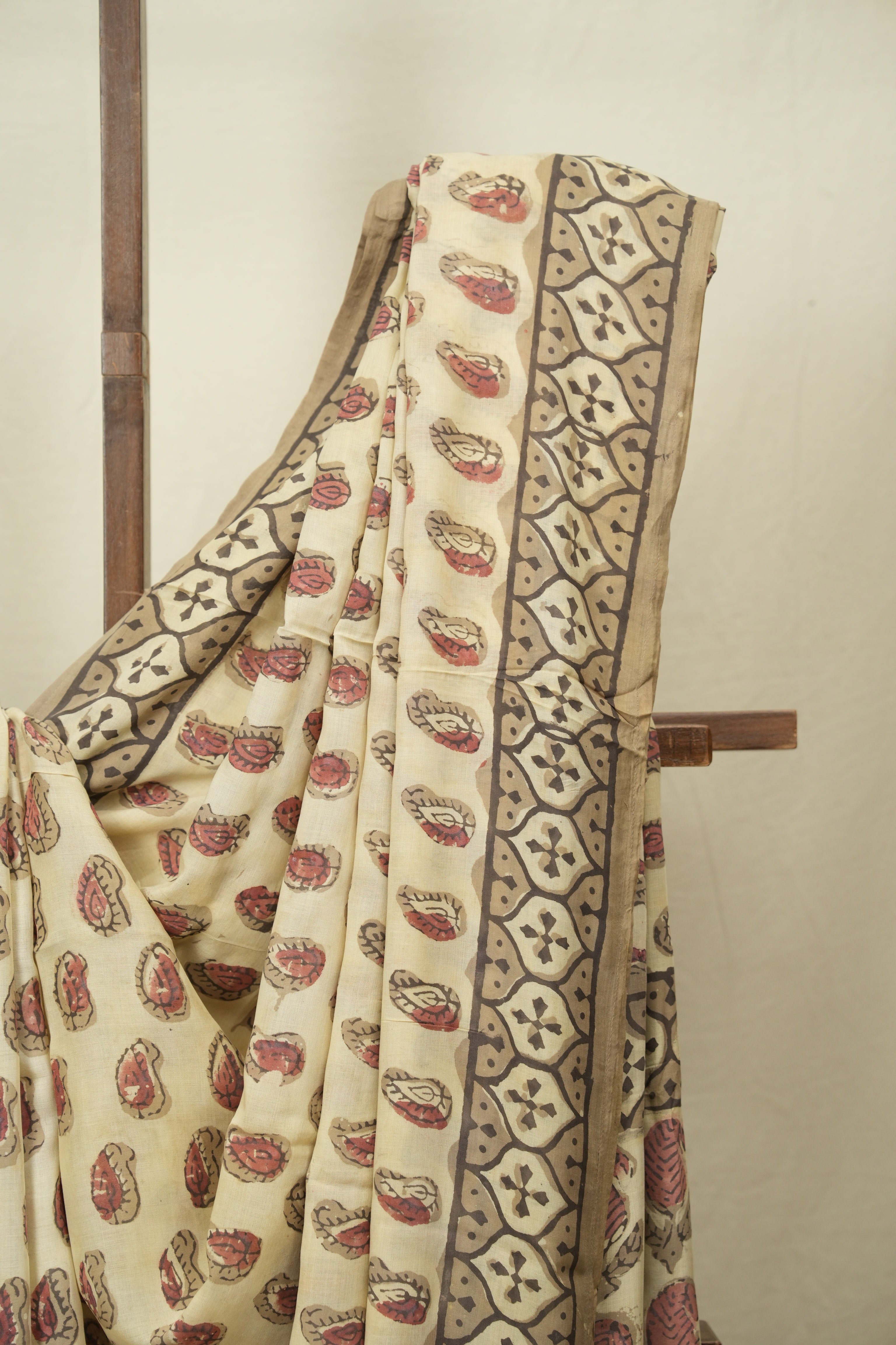 Beige HBP Modal Silk Saree - SRBSMS678