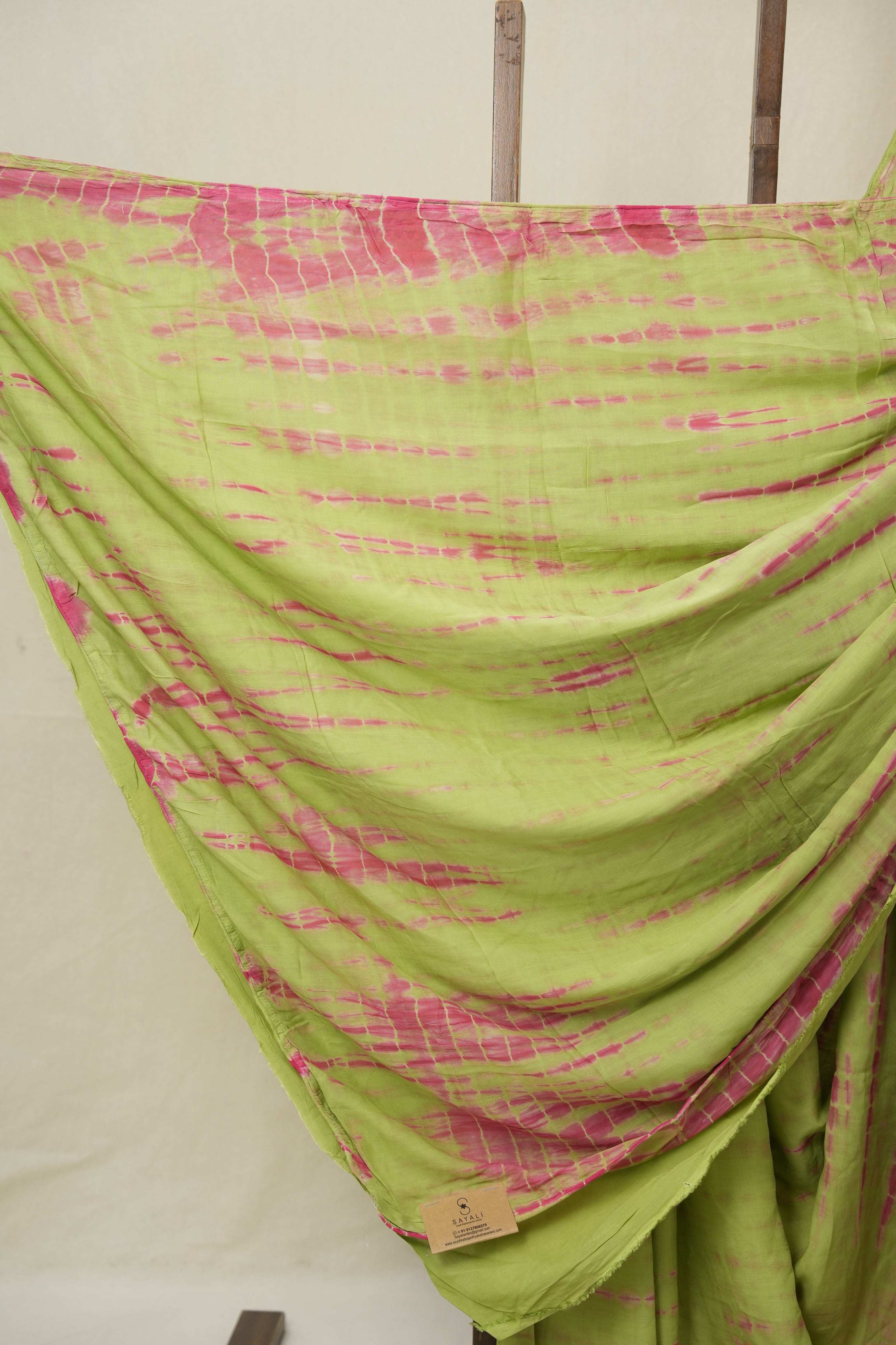 Green Modal Silk Saree - SRGMSS630