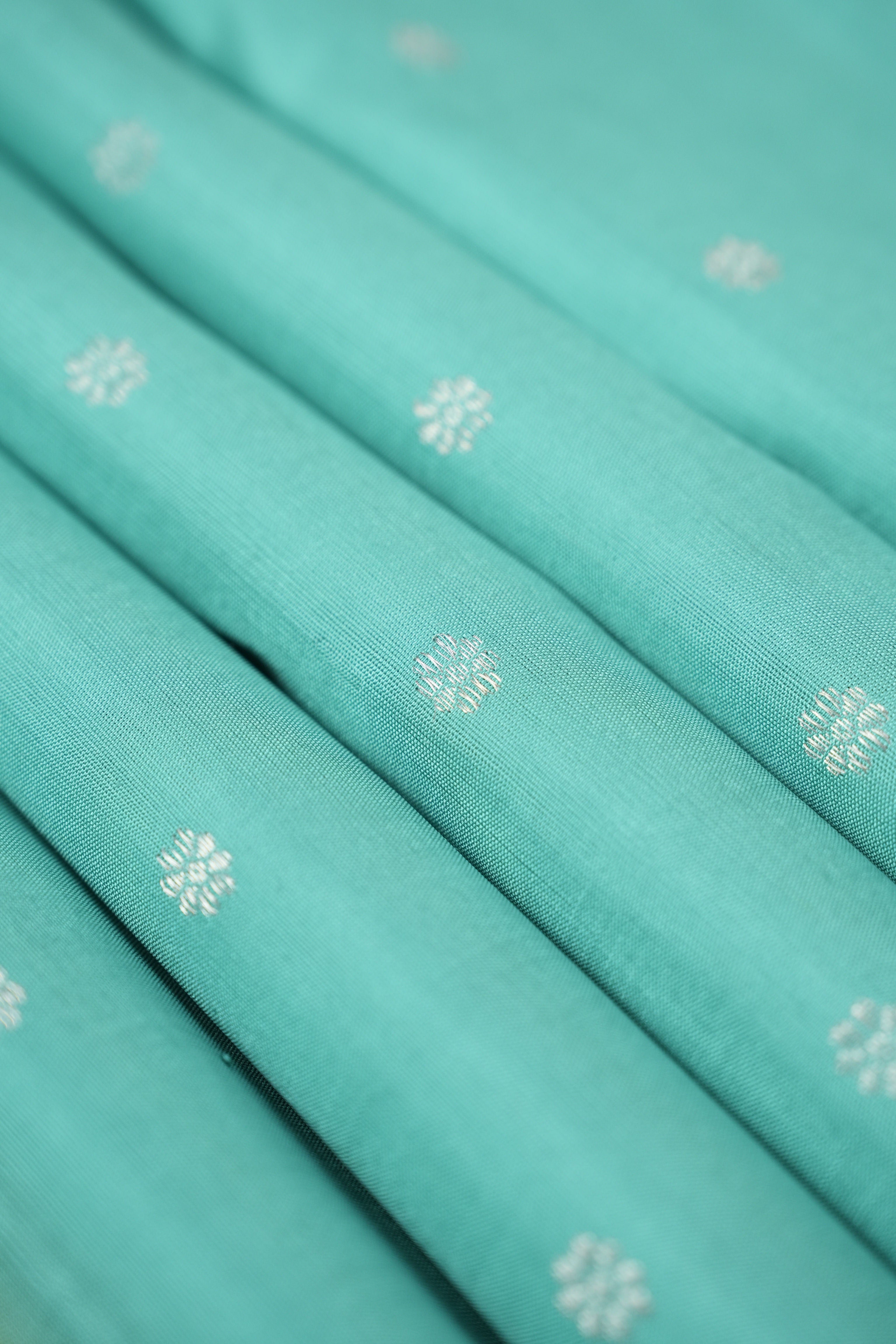 Aqua Blue Gadwal Silk Saree - Saavari - SSABGSS17